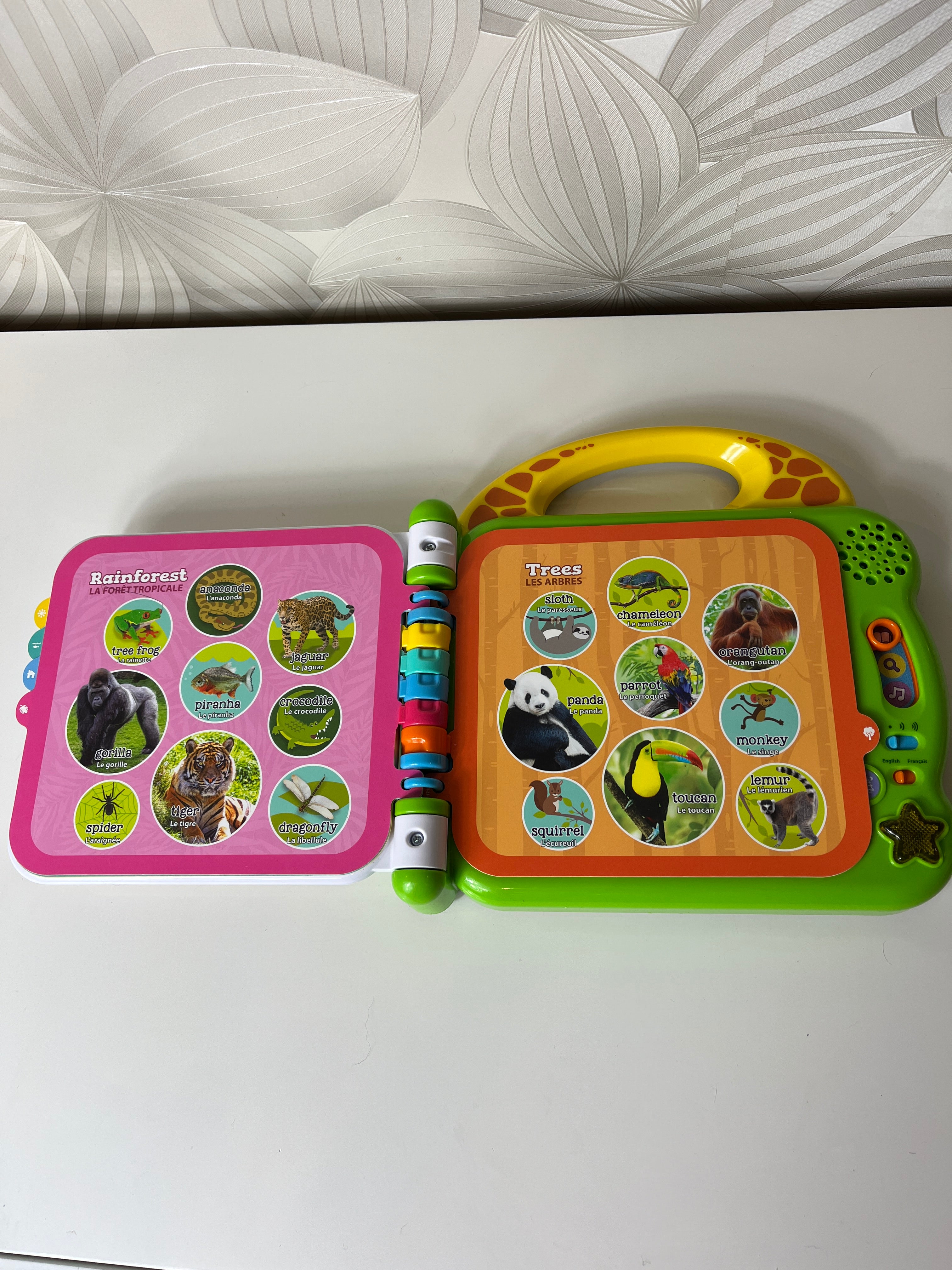 Lavinamasis žaislas - mokomoji knyga vaikui „LeapFrog 100 Animals Book“