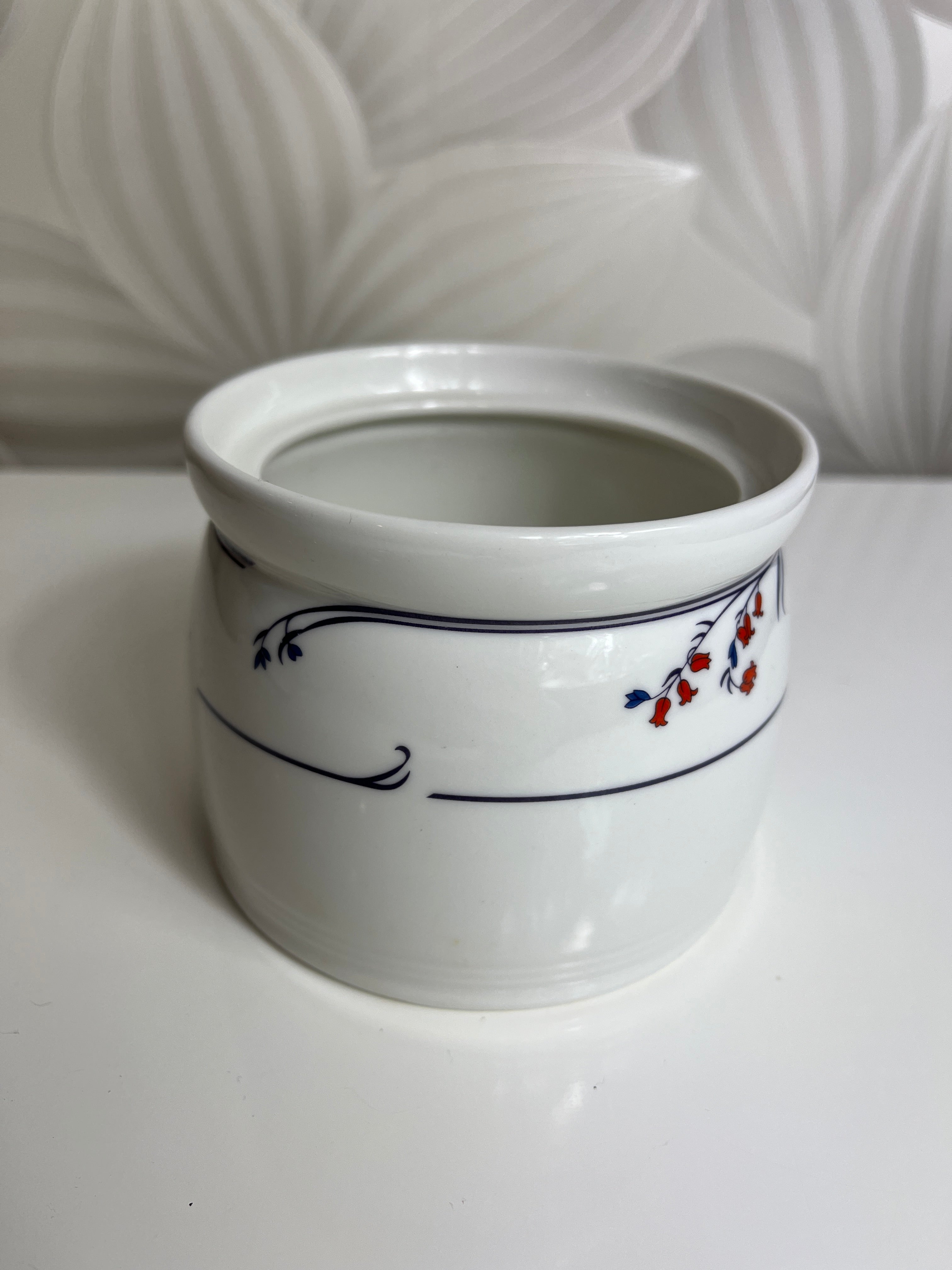 Vintažinė cukrinė Royal Doulton Fresh Flowers 1986