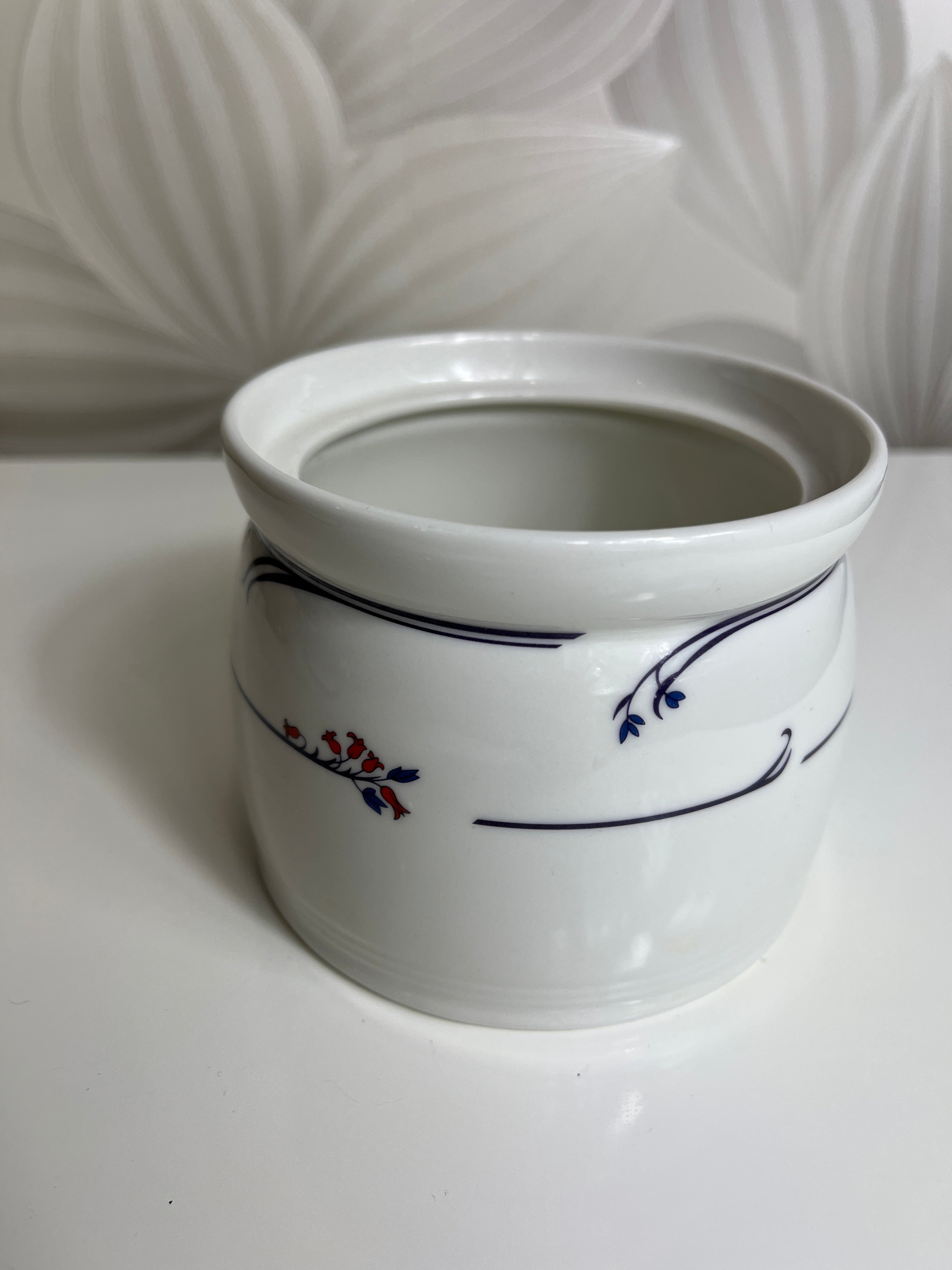 Vintažinė cukrinė Royal Doulton Fresh Flowers 1986