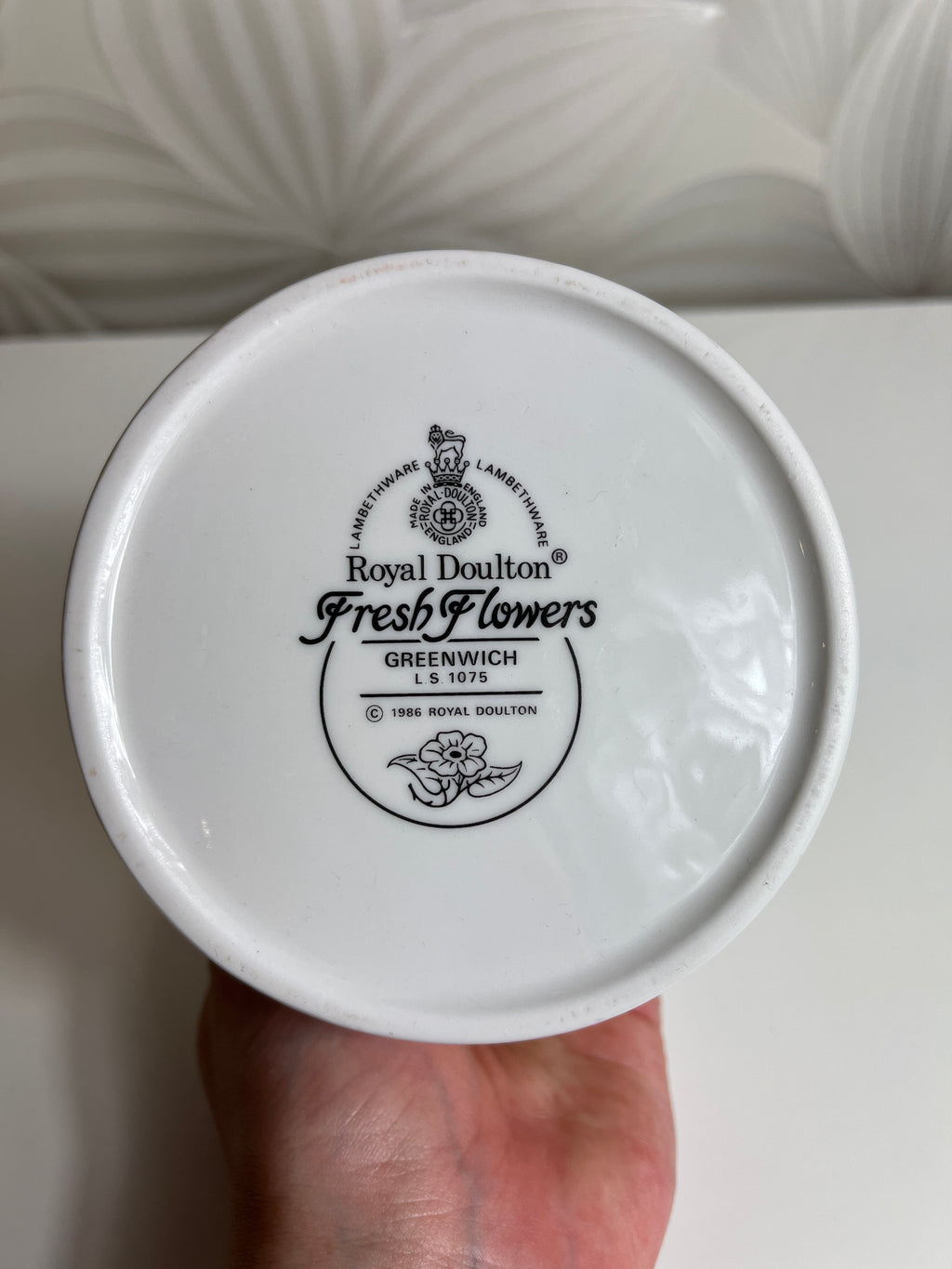 Vintažinė cukrinė Royal Doulton Fresh Flowers 1986