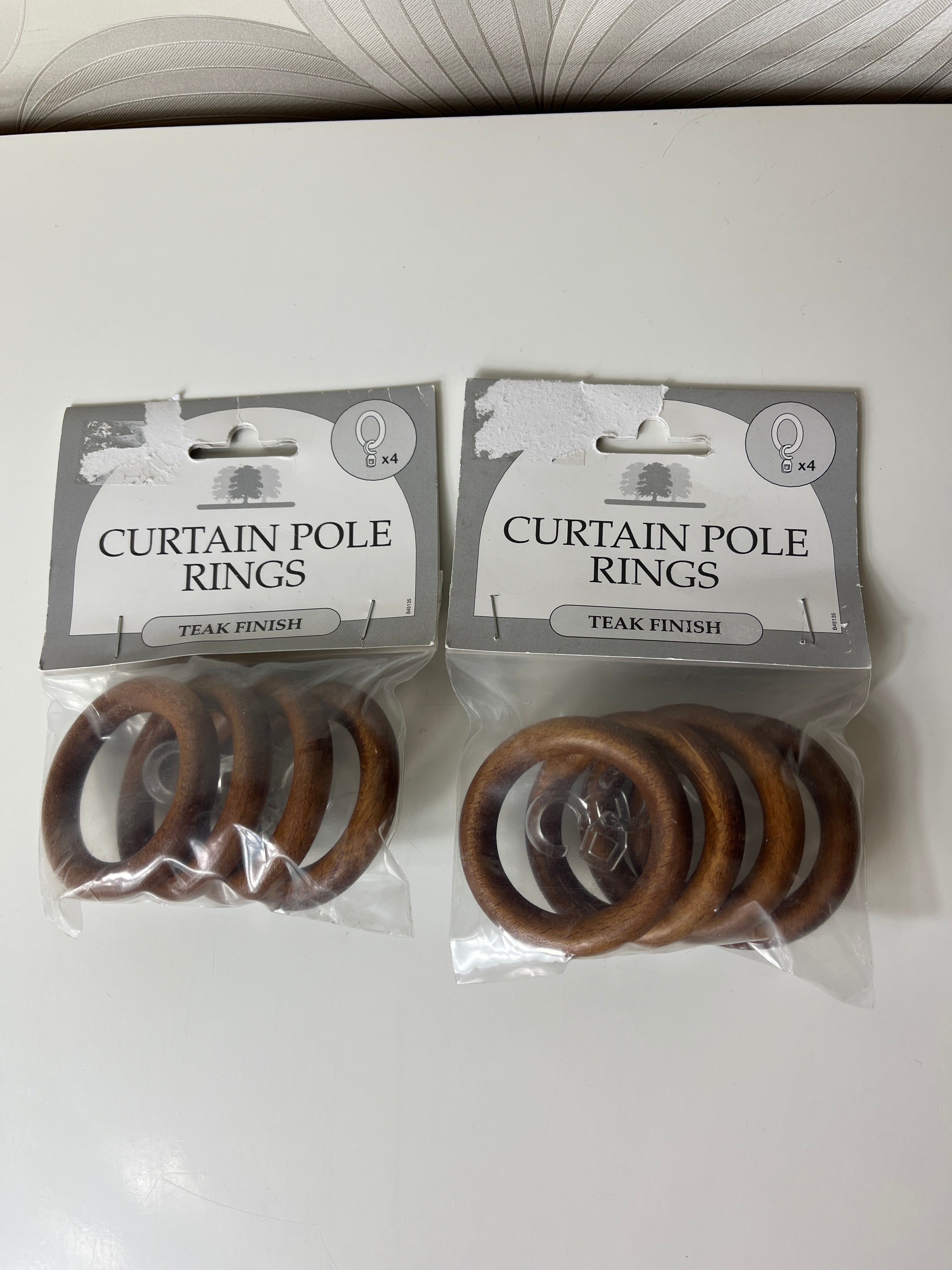 Karnizo žiedai su kabliukais (2 pakuotės)