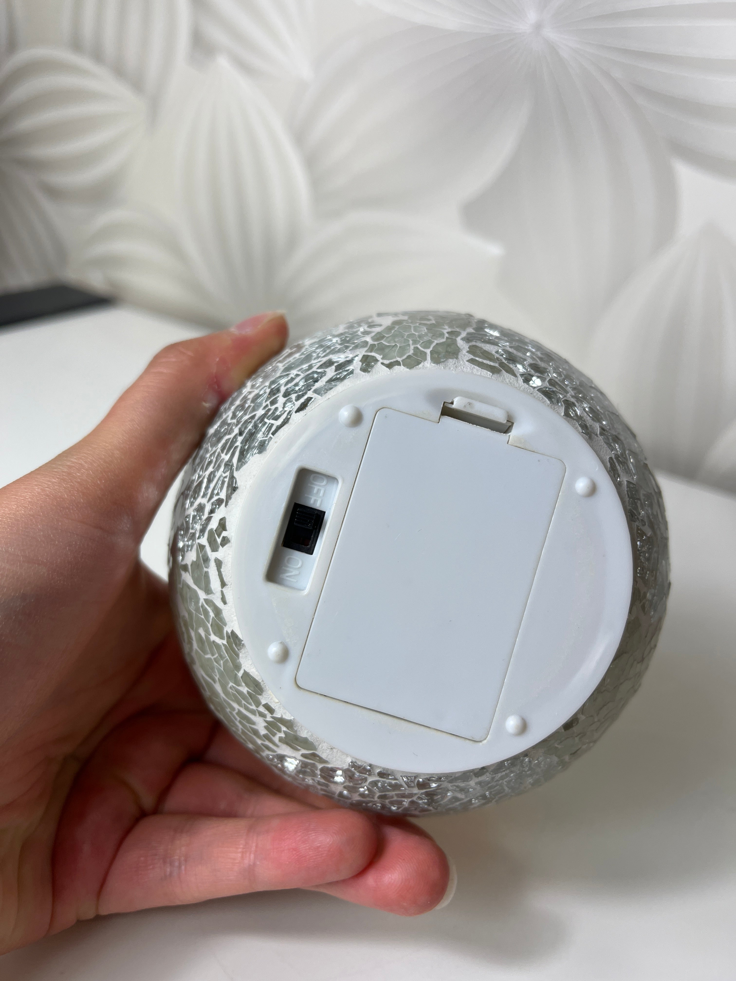 Įdomi dirbtinė žvakė (su vašku viduje)