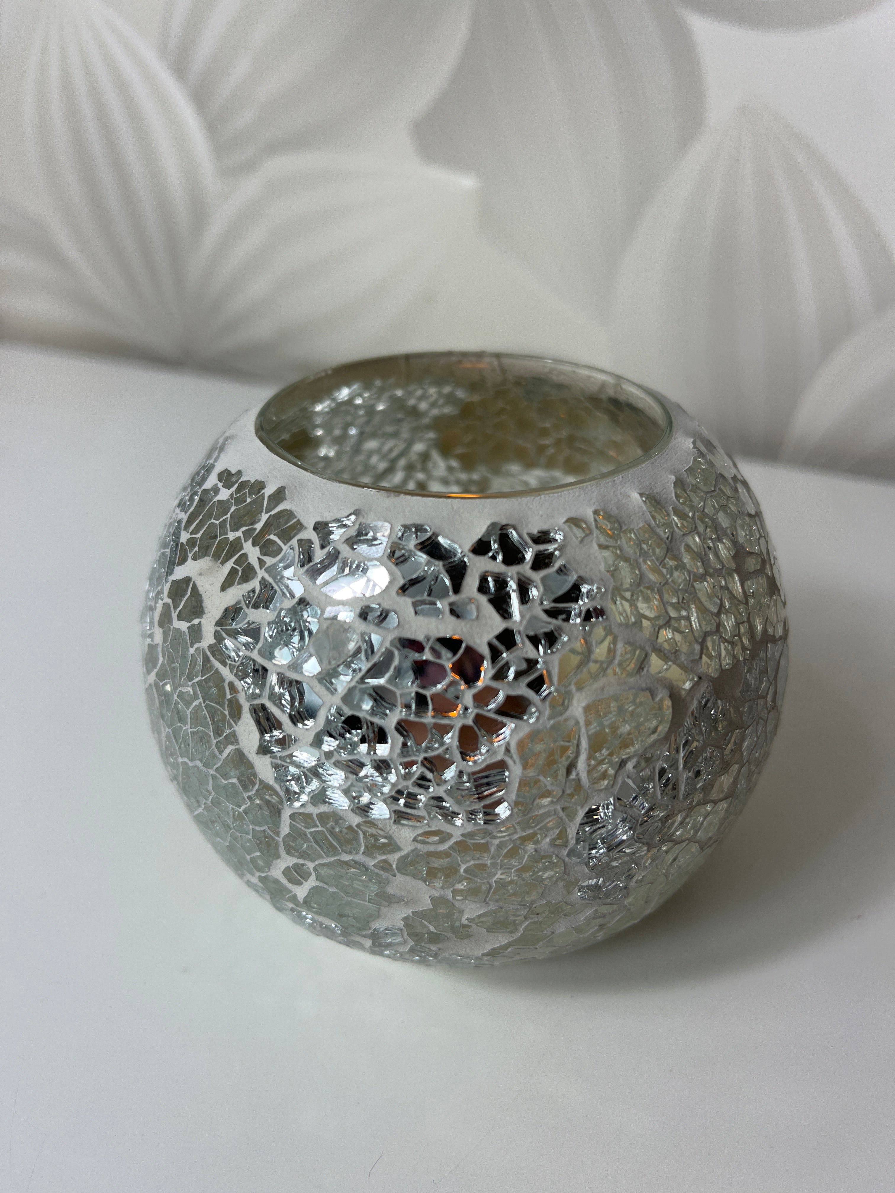 Įdomi dirbtinė žvakė (su vašku viduje)