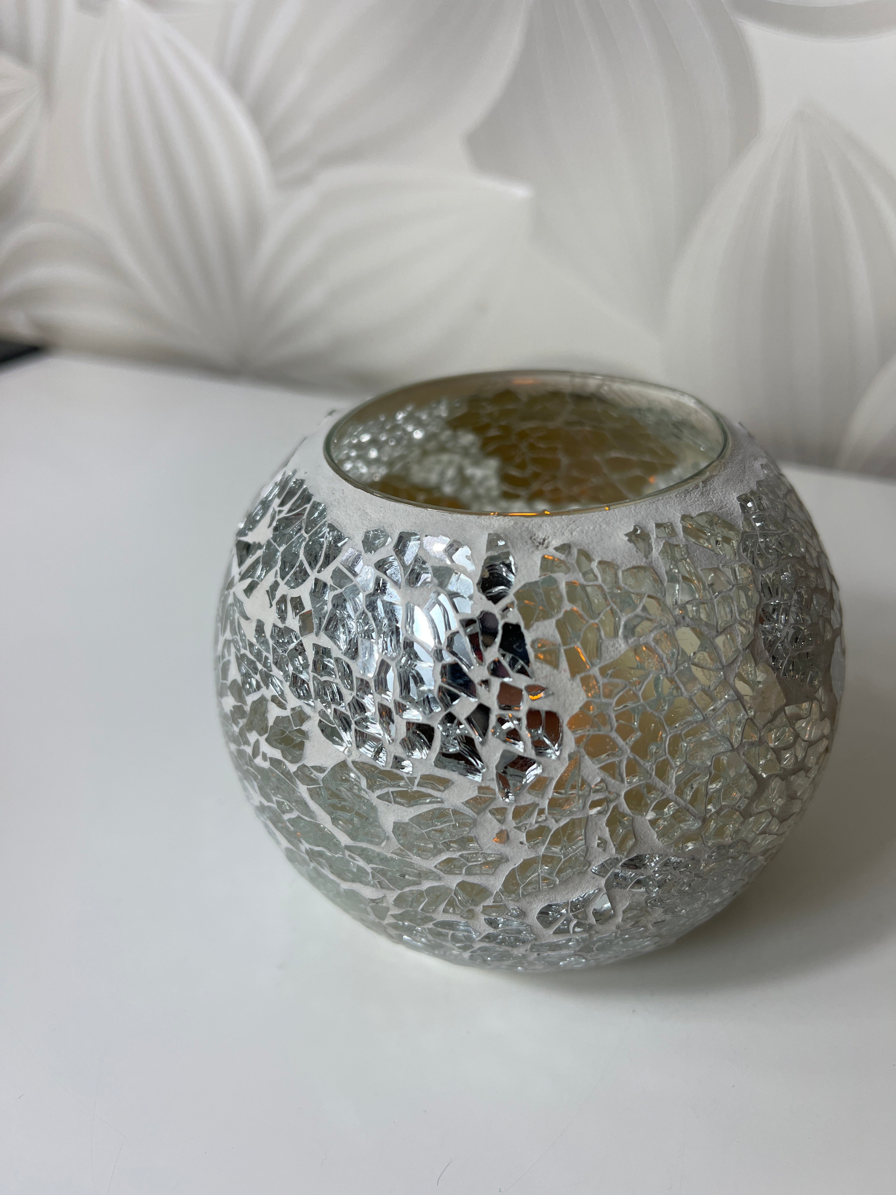 Įdomi dirbtinė žvakė (su vašku viduje)