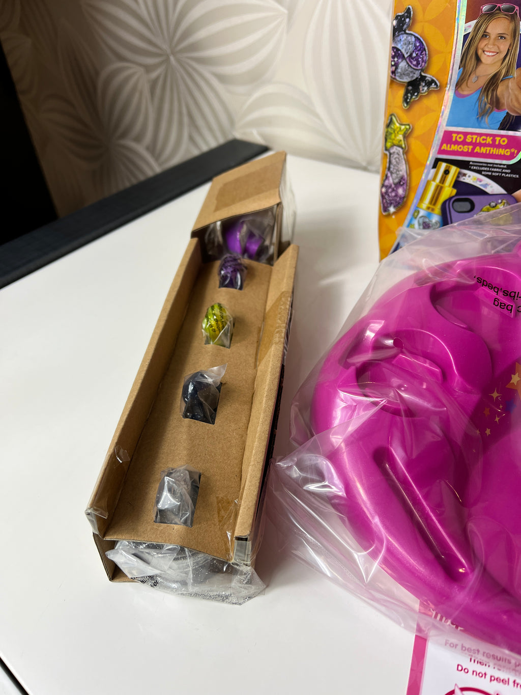 Blizgančių lipdukų kūrimo rinkinys „Blingles Glimmer“