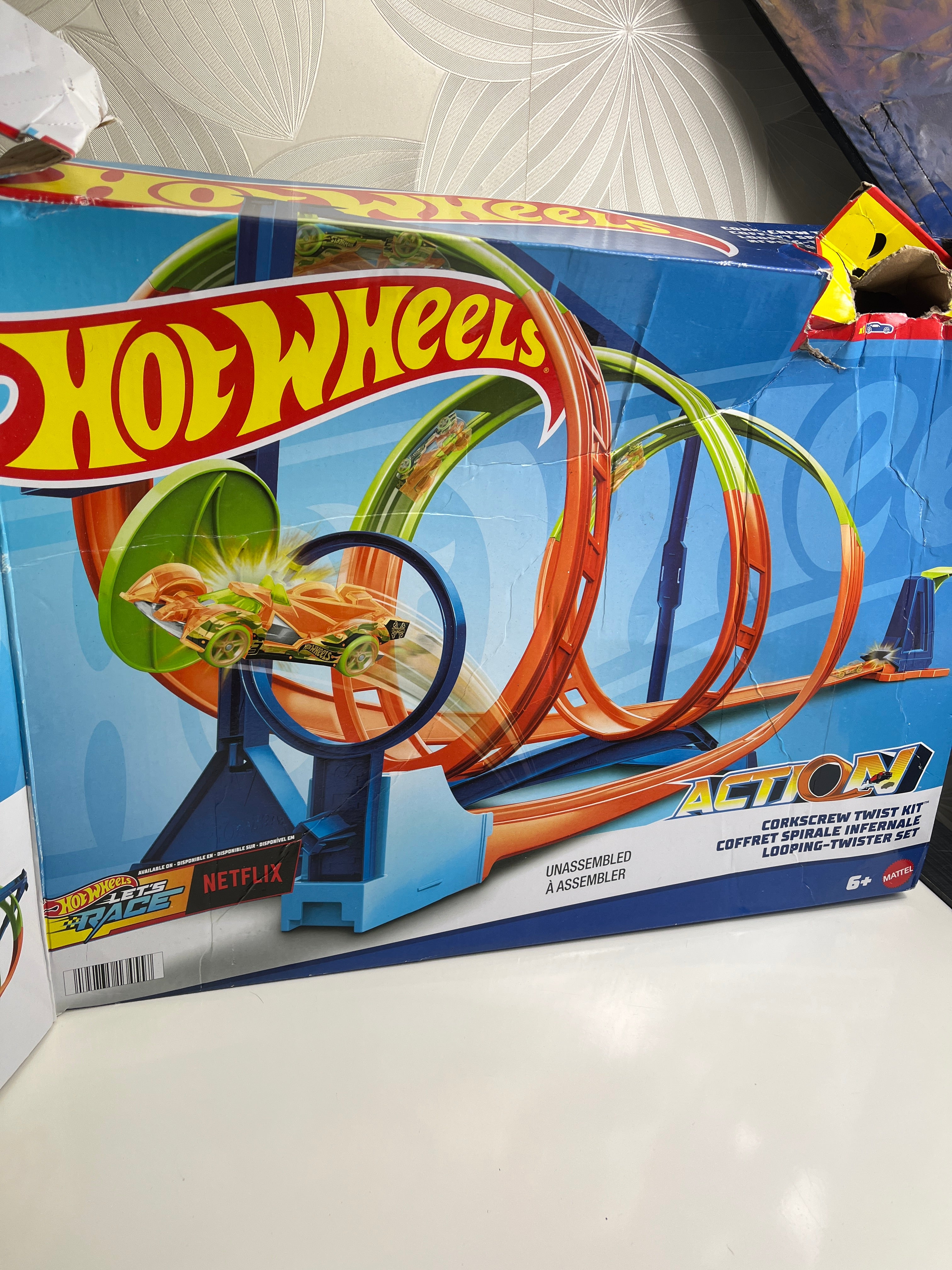„Hot Wheels Action – Corkscrew Twist Kit“ kilpų trasa