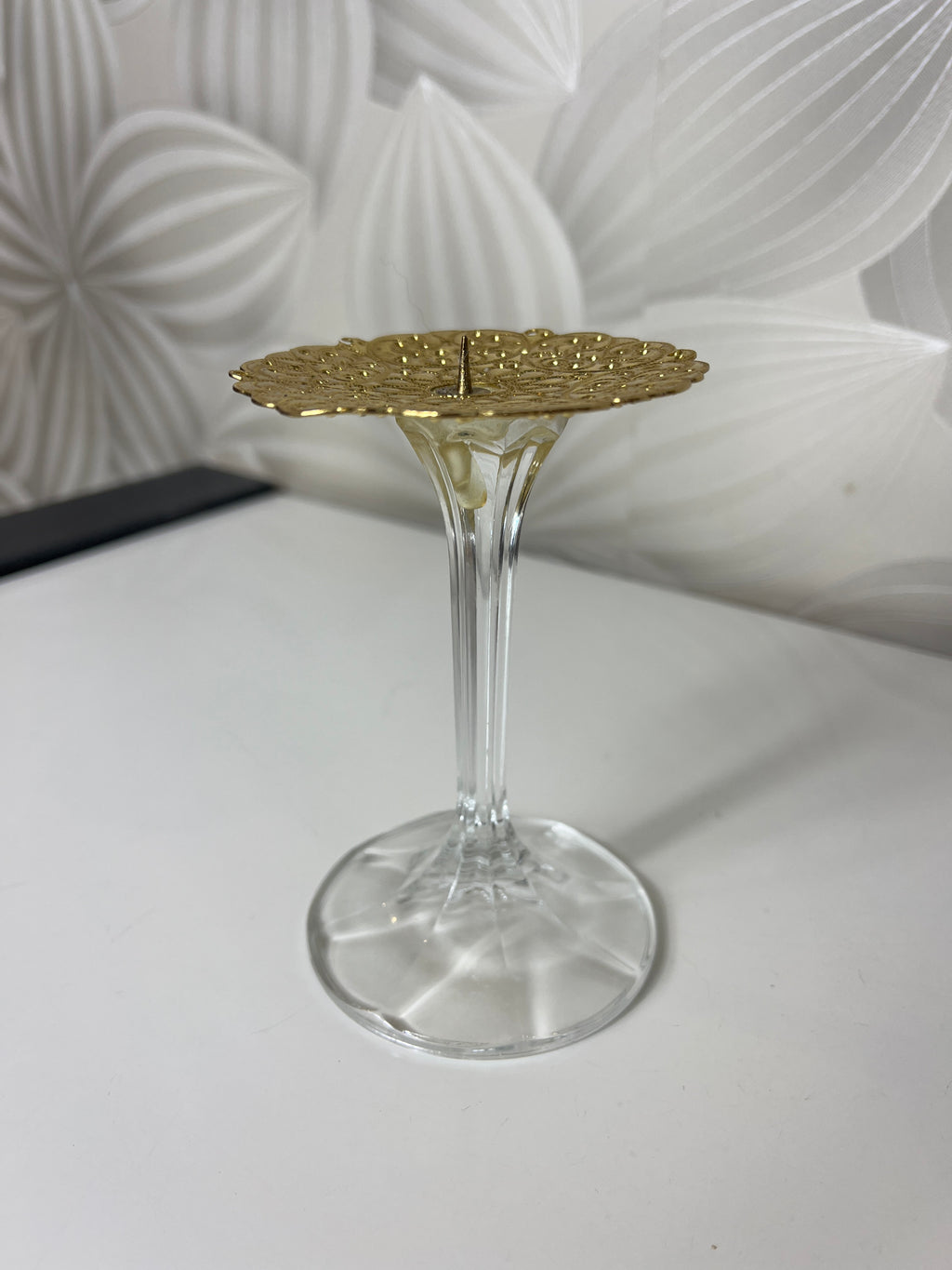 Vintažinis žvakės laikiklis su detaliu dizainu