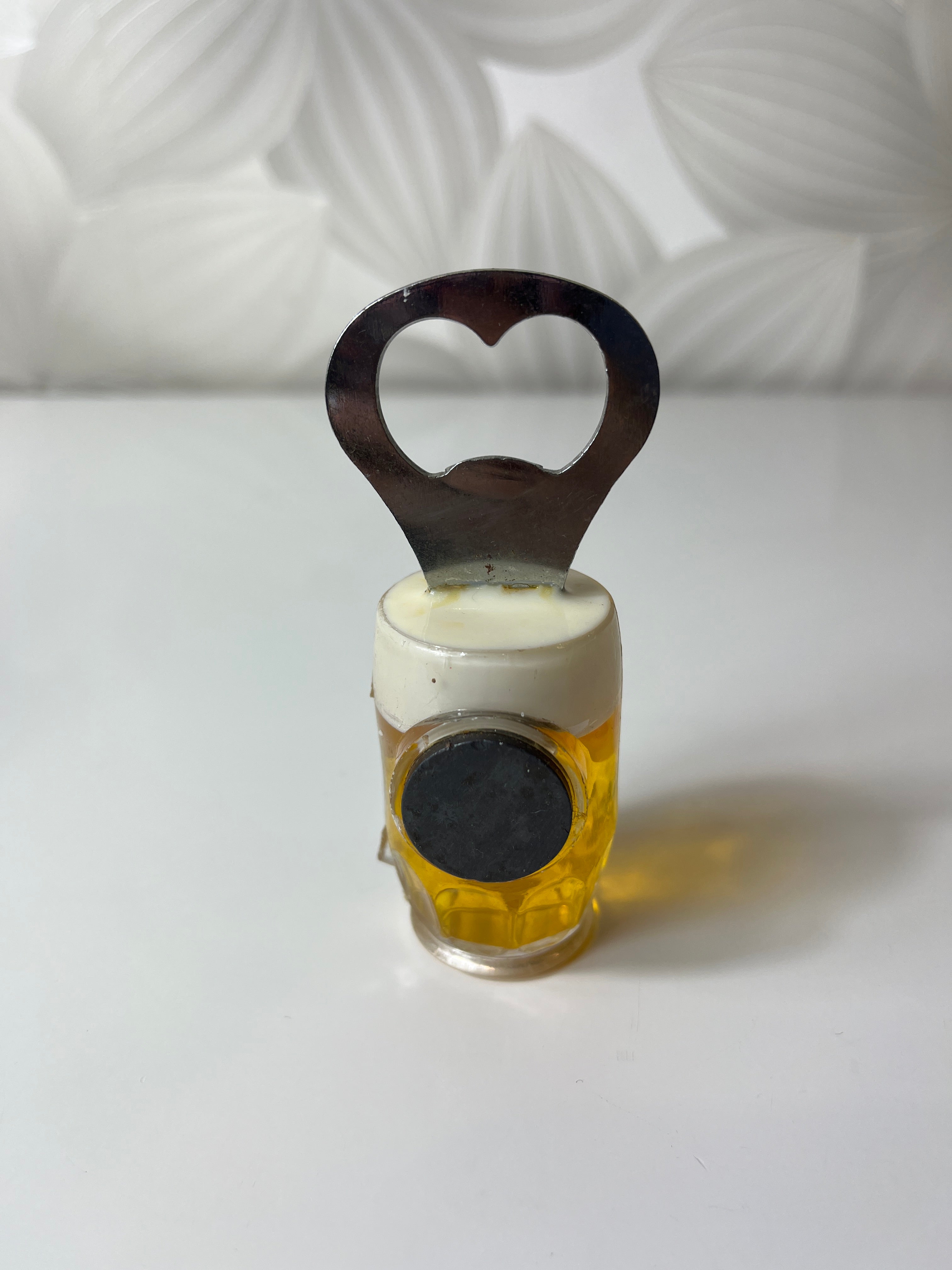 Suvenyrinis alaus atidarytuvas – magentukas „Benidorm“