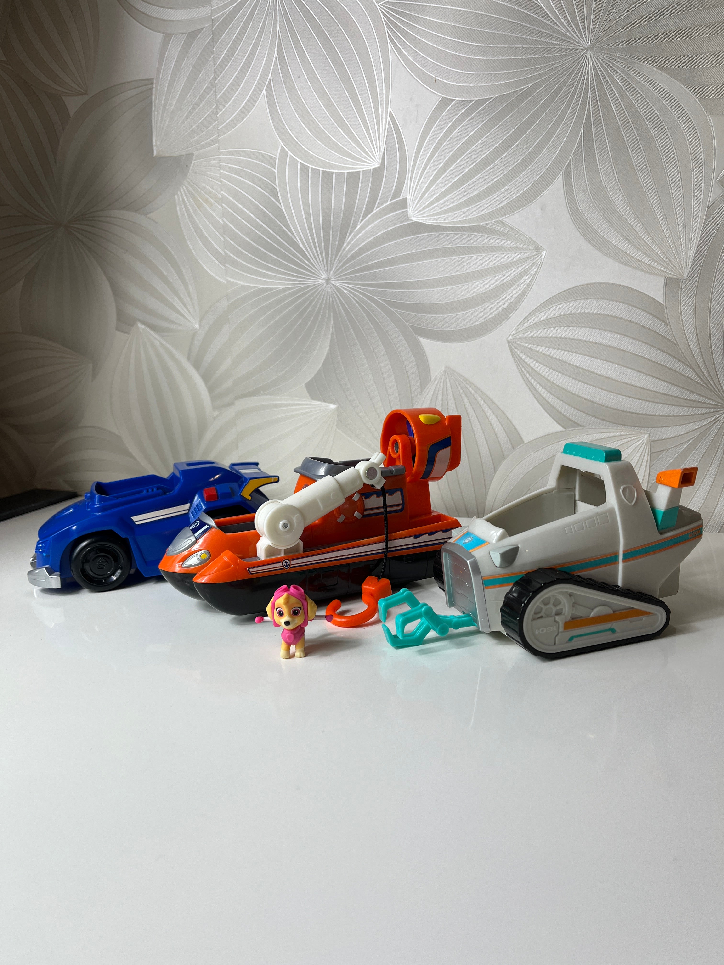 „Paw Patrol“ mašinų komplektas (3 vnt.) ir figūrėlė