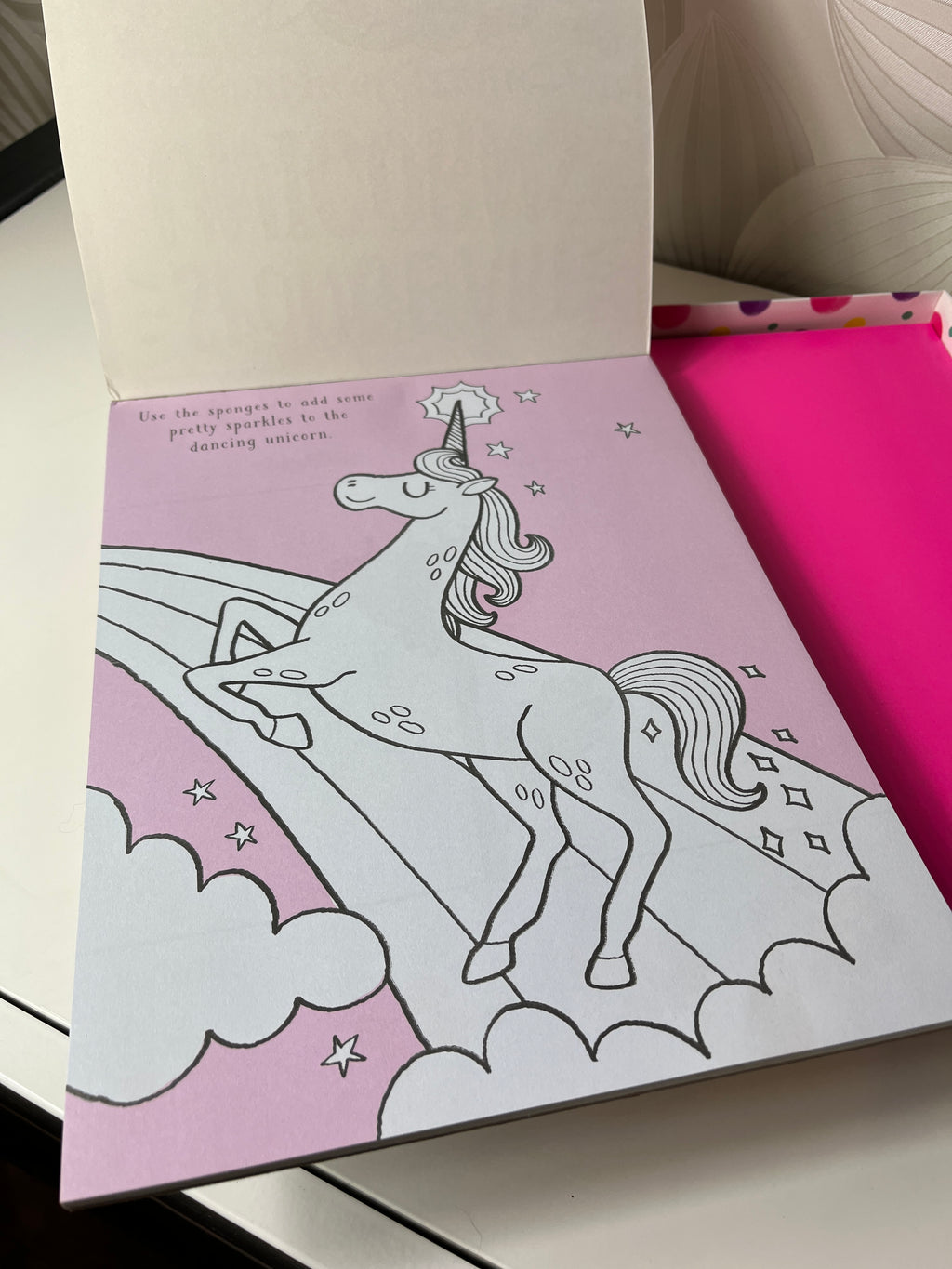 Kūrybinis rinkinys vaikams „Sponge Art: Unicorns and Magical Creatures“