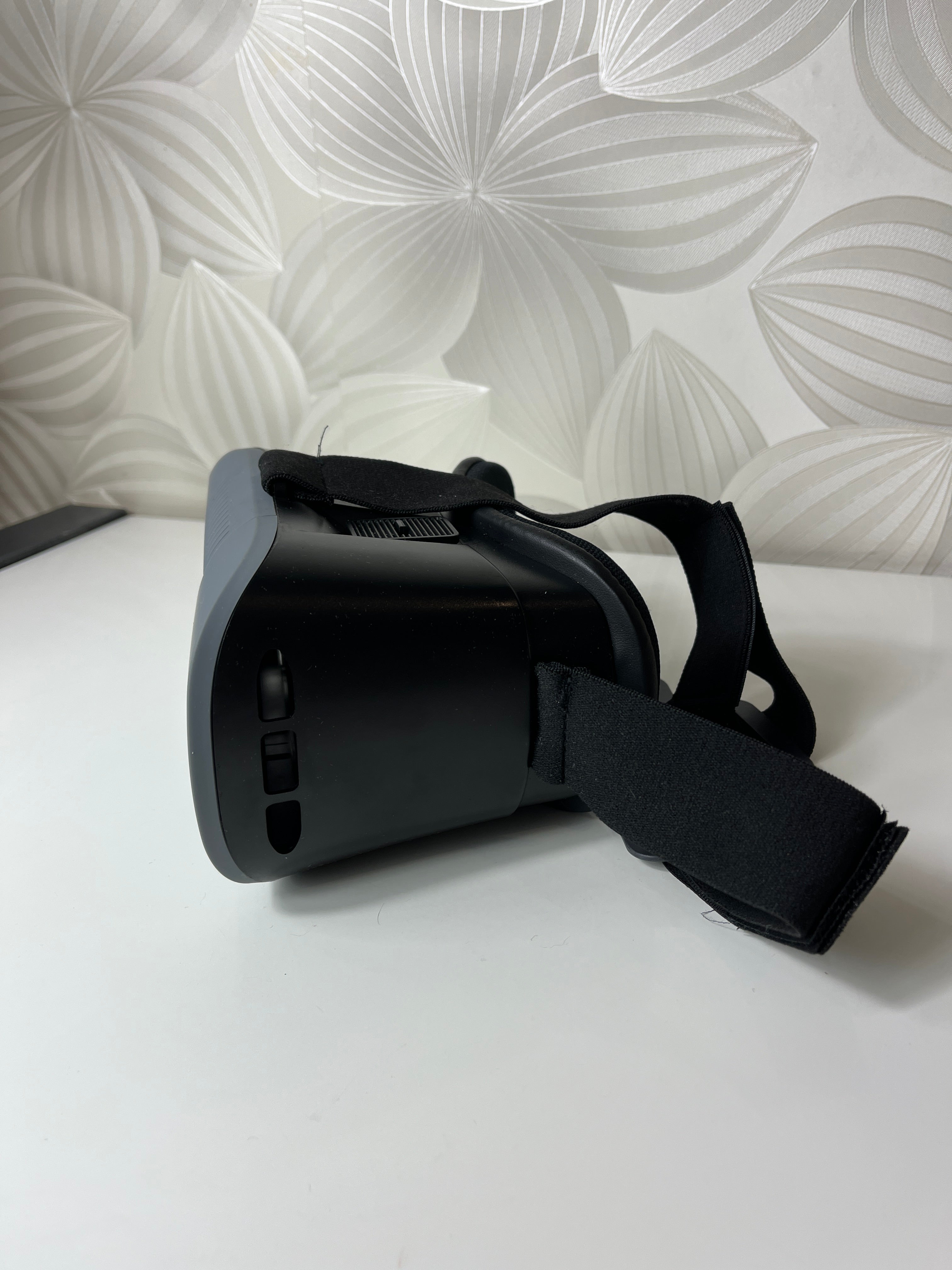 Virtualios realybės akiniai telefonui „YouReality“