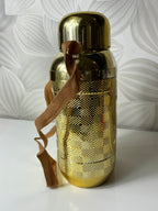 Auksinės spalvos gertuvė