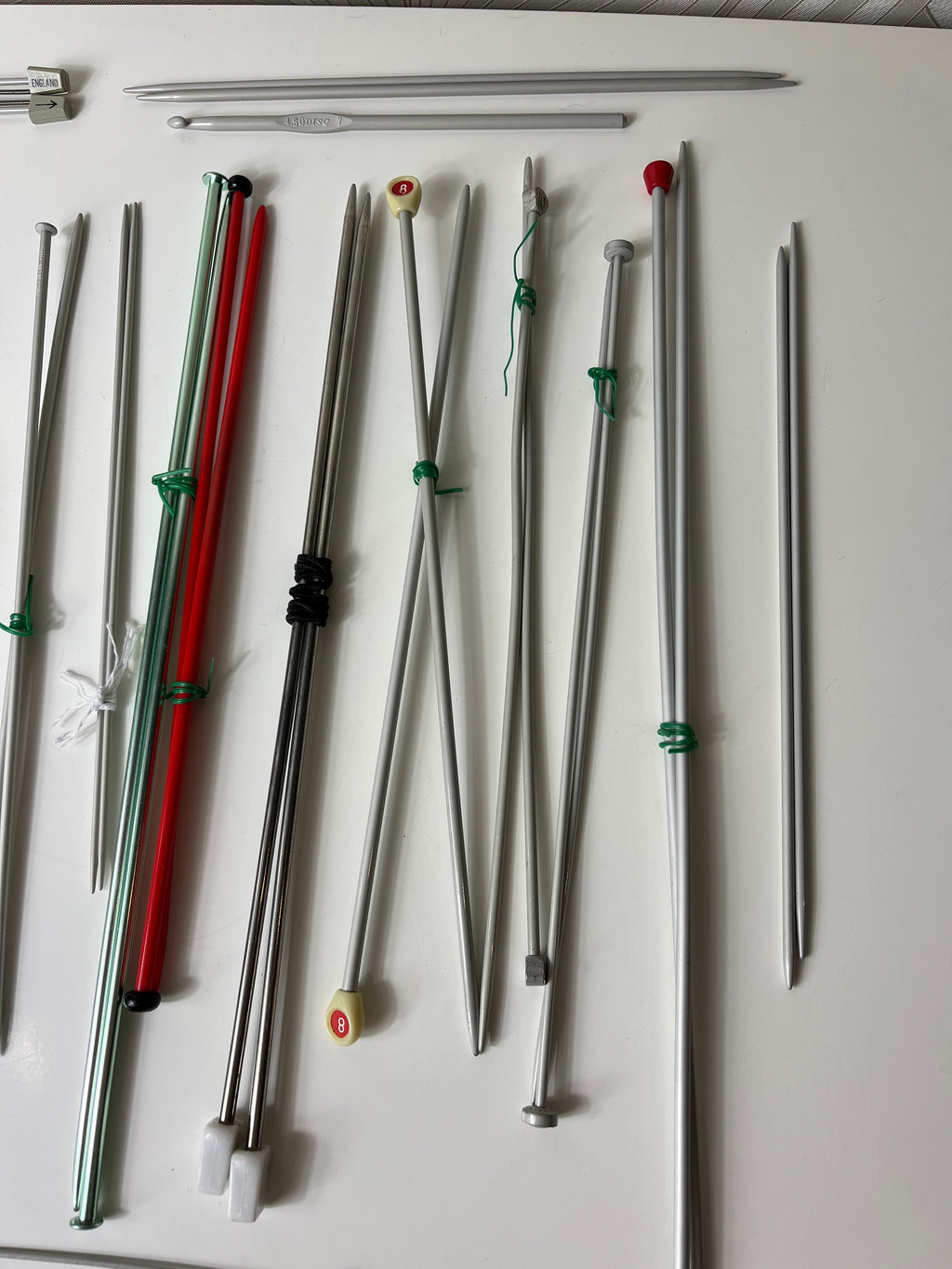 Mezgimo reikmenų rinkinys