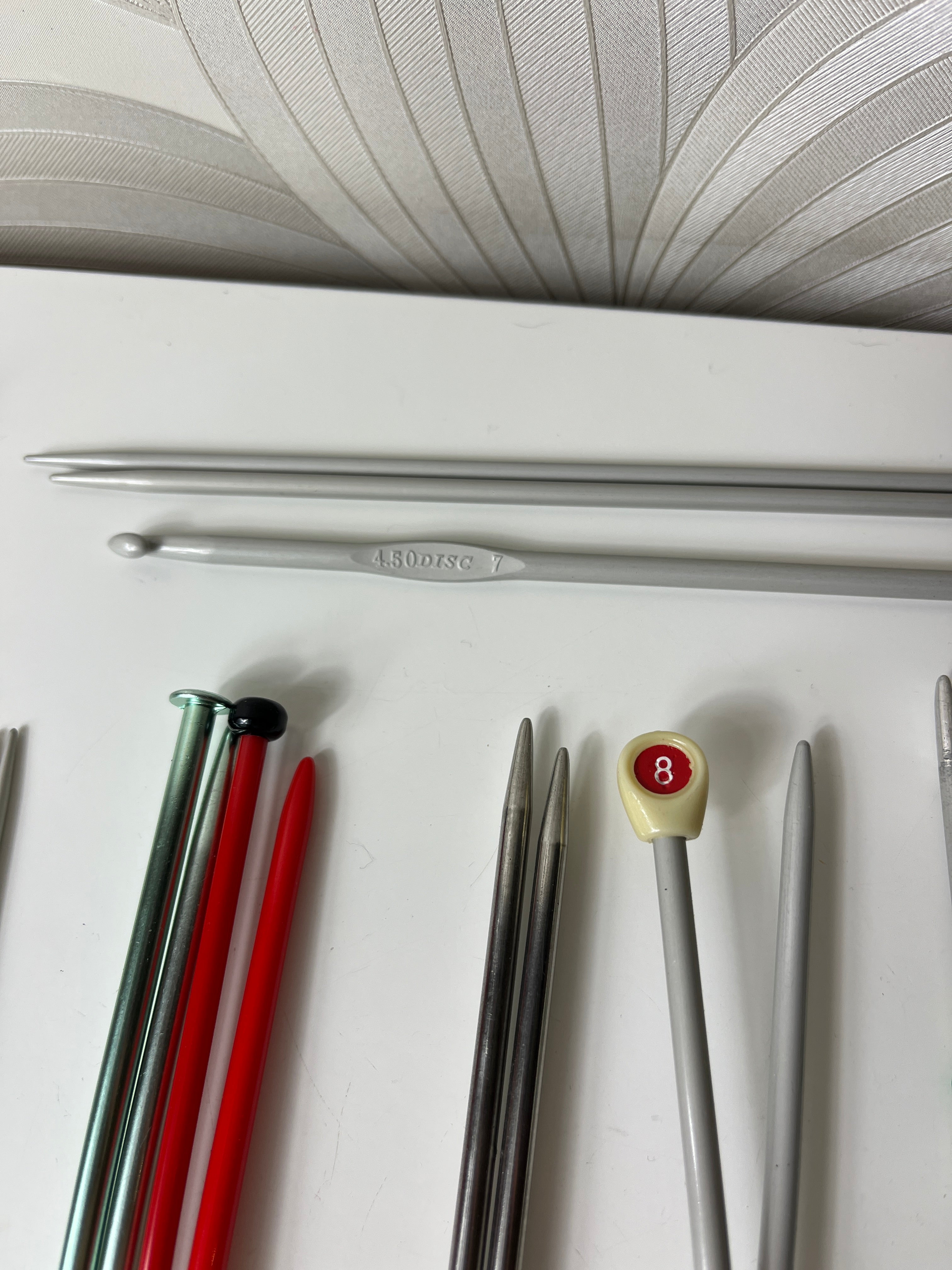 Mezgimo reikmenų rinkinys