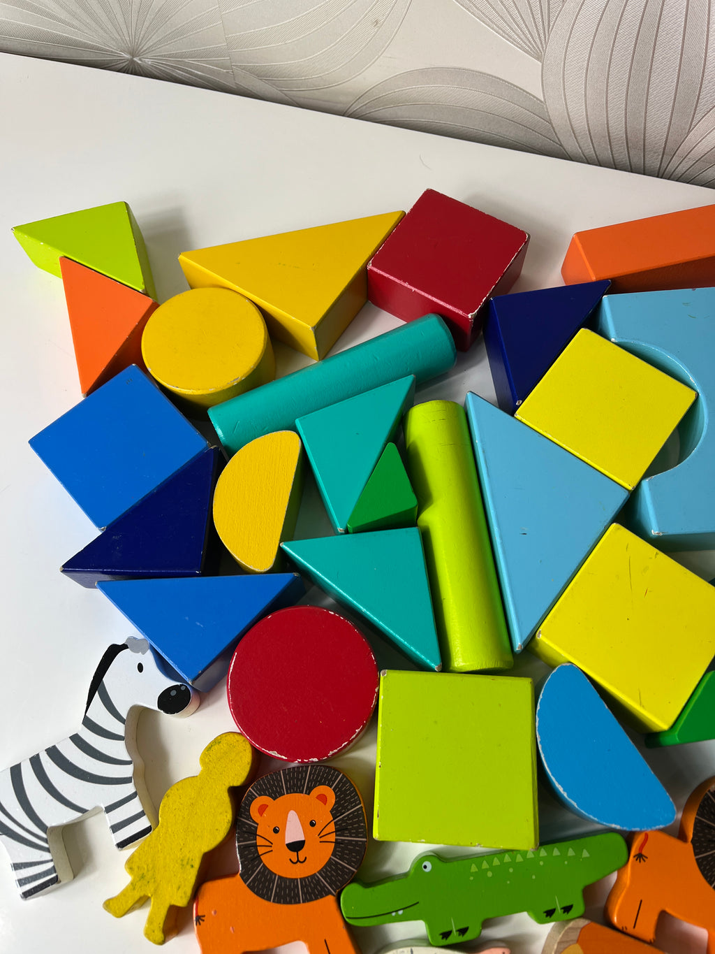 Medinių gyvūnų ir dalių konstuktorius