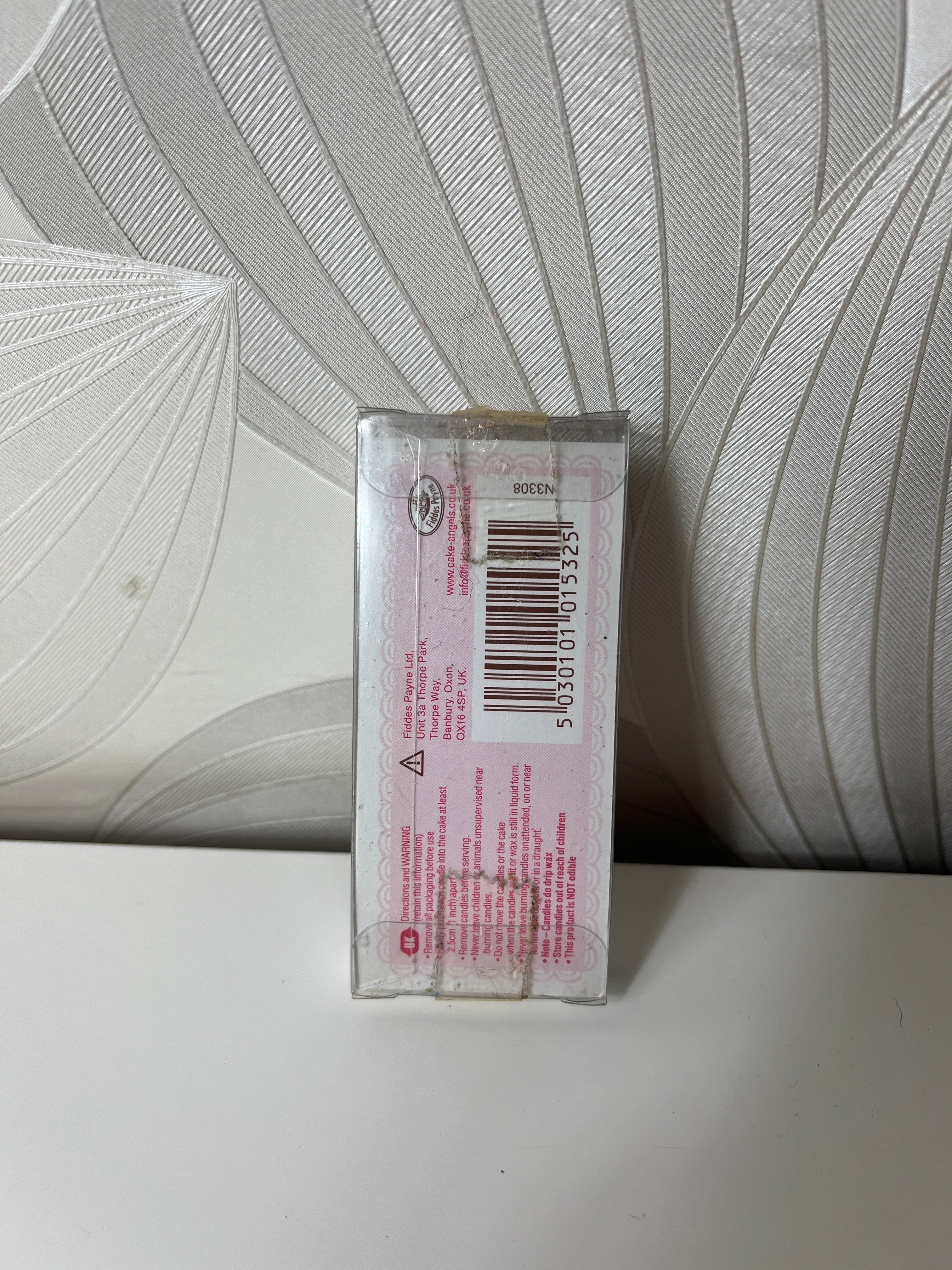 Šventinė žvakutė su skaičiumi „4“