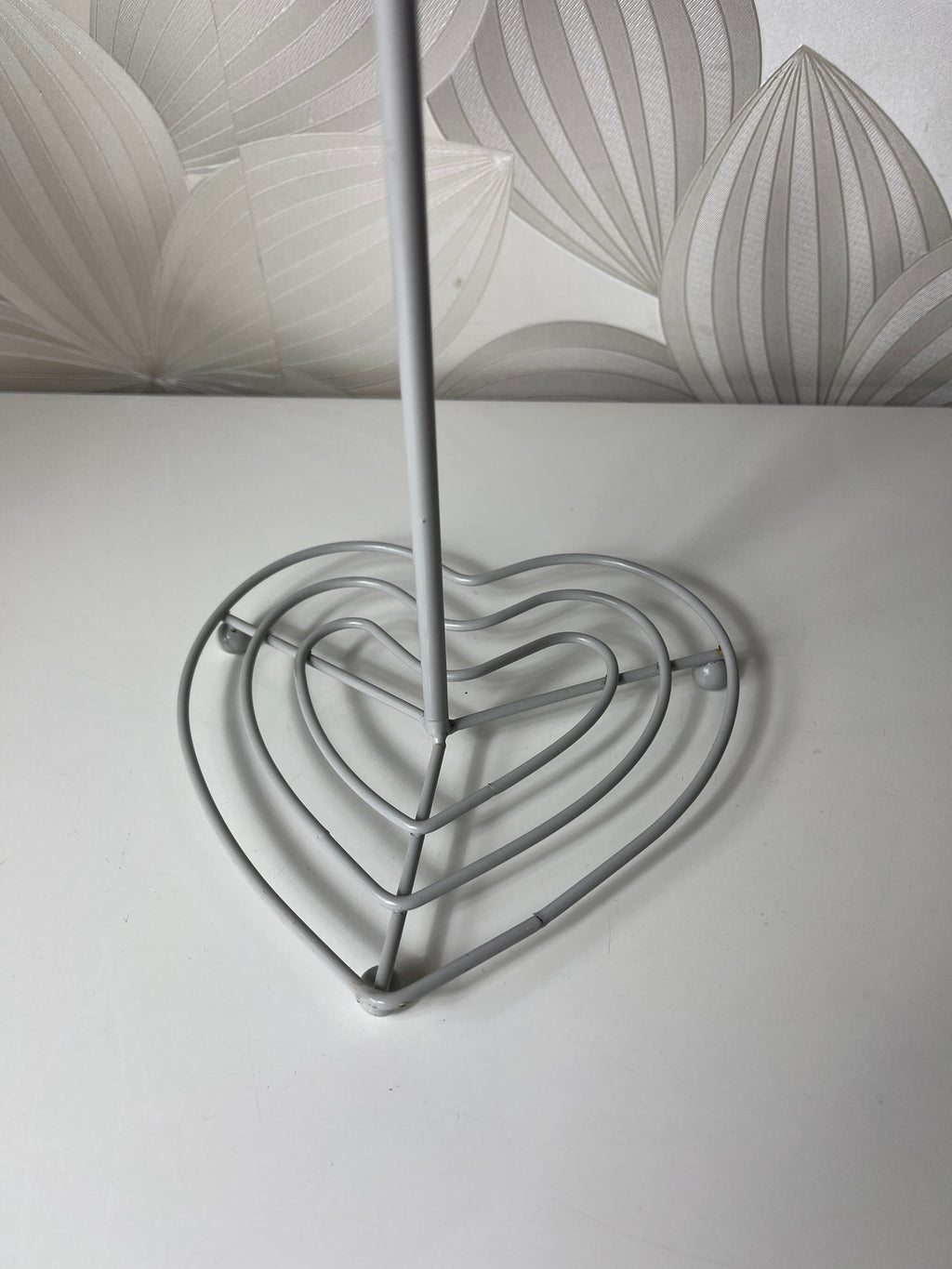 Popierinių rankšluosčių laikiklis