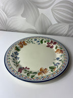 Gėlėta „Staffordshire“ lėkštė