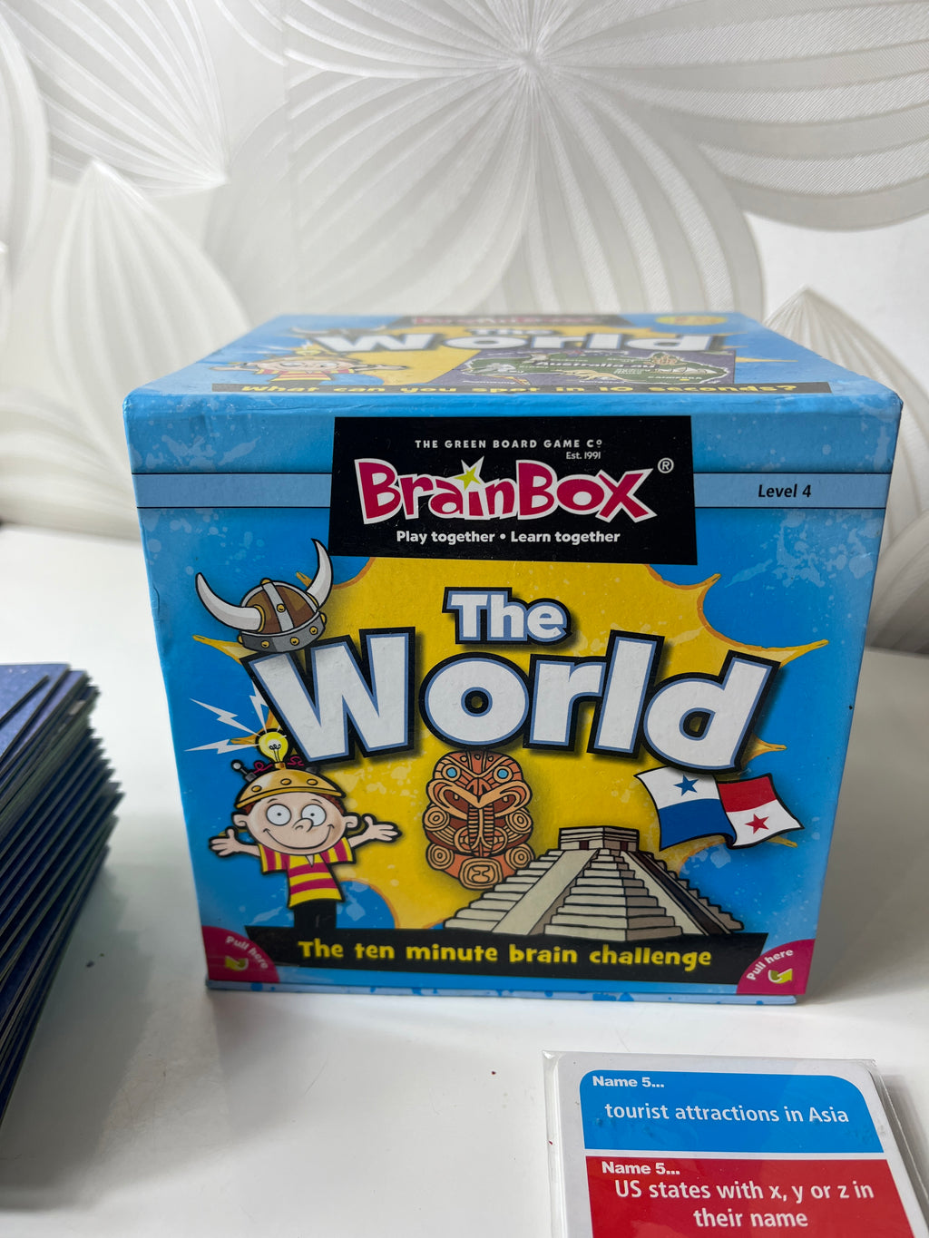 Lavinamasis stalo žaidimas vaikams ir šeimai „BrainBox: The World“