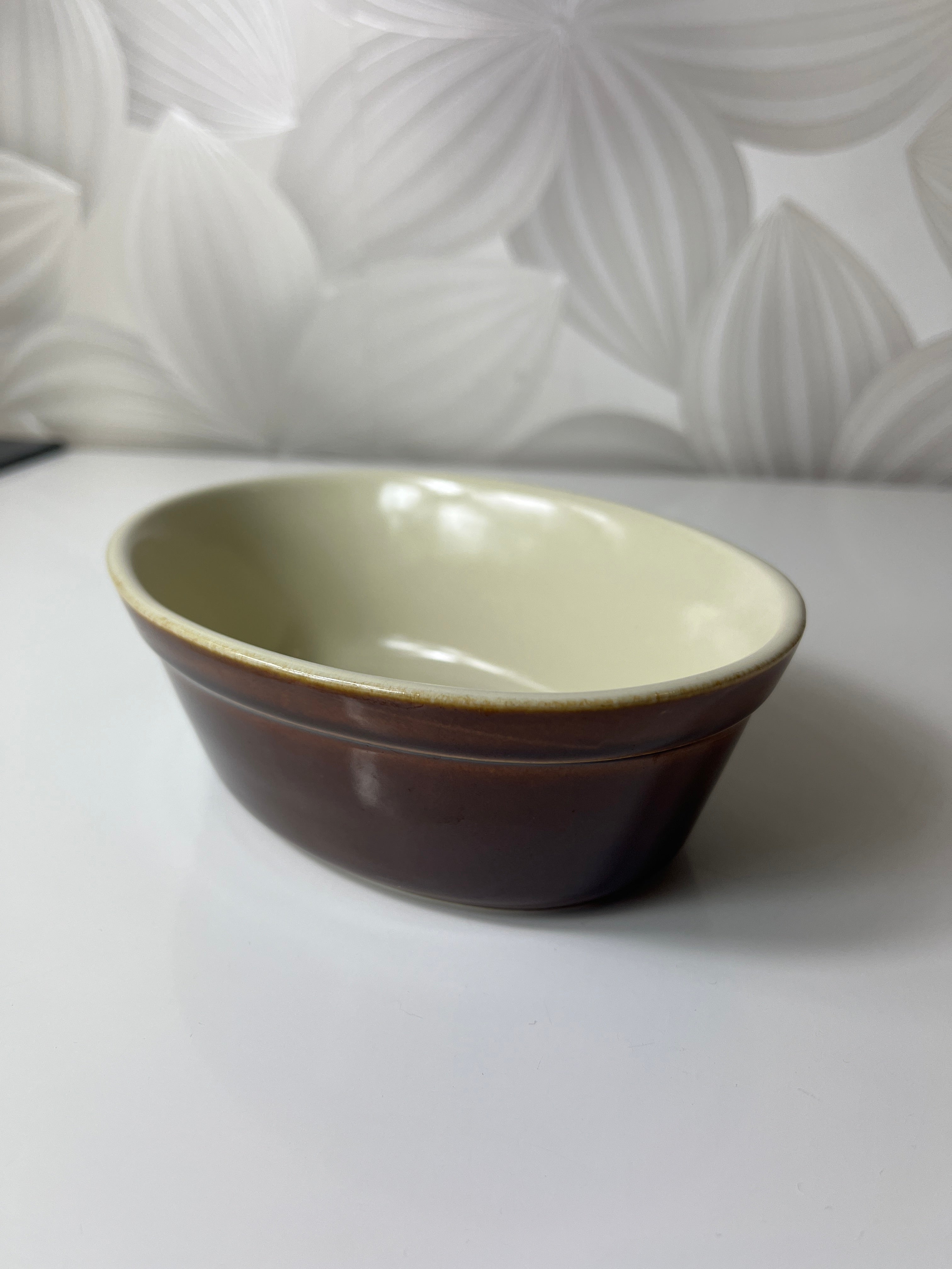 Keramikinis rudos spalvos dubenėlis