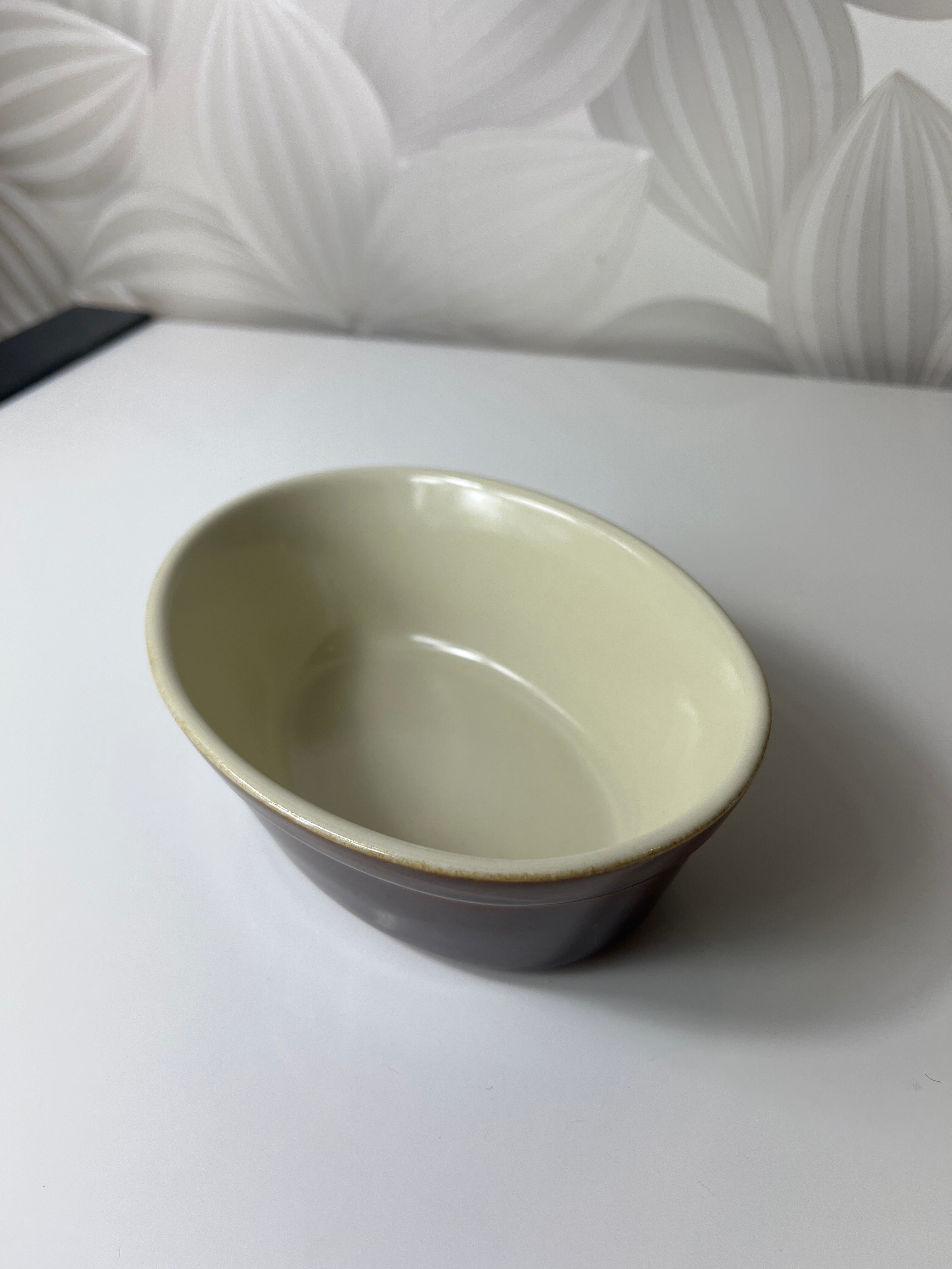 Keramikinis rudos spalvos dubenėlis