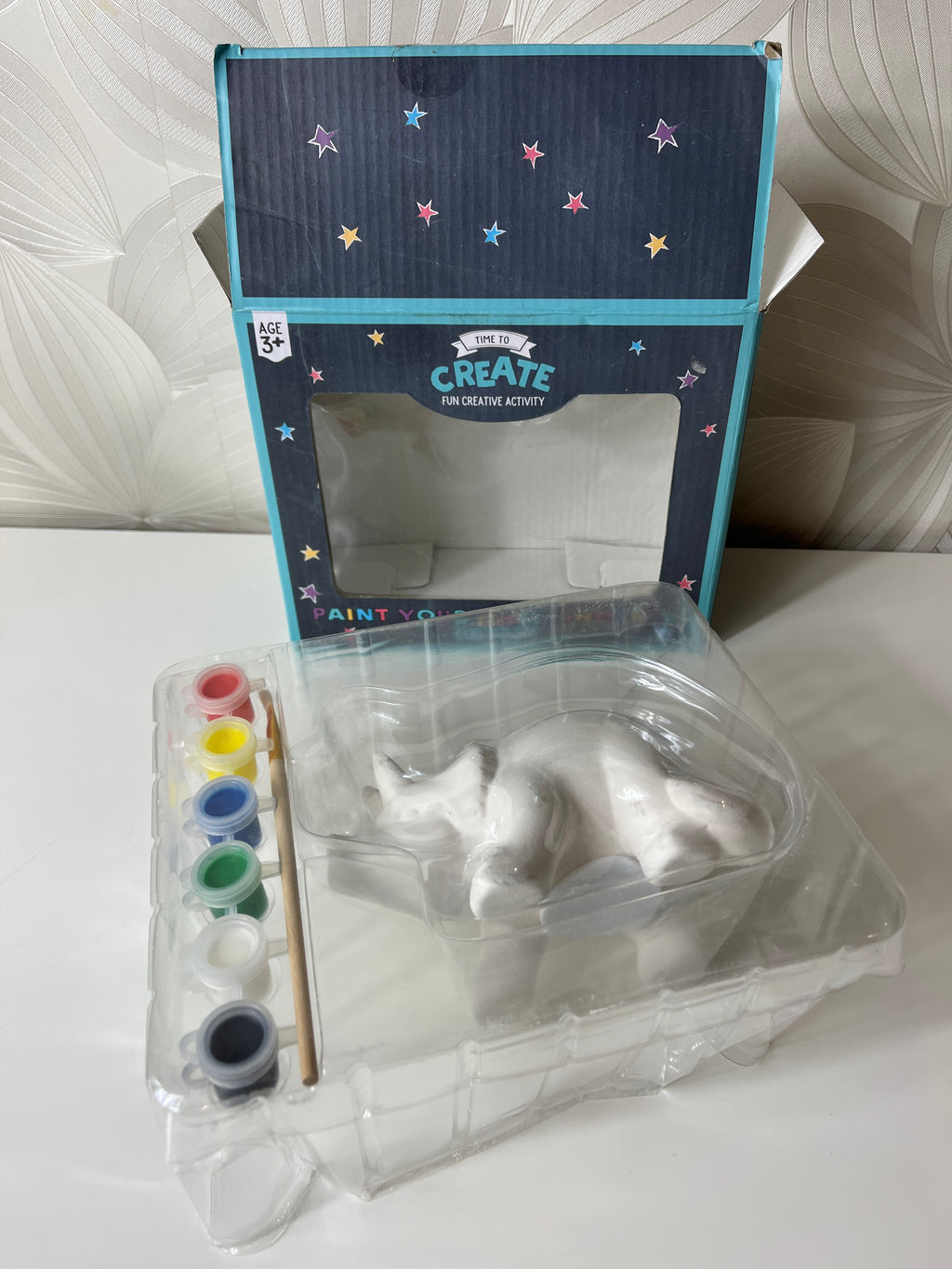 Kūrybinis rinkinys vaikams „Nutapyk savo dinozaurą – taupyklę“