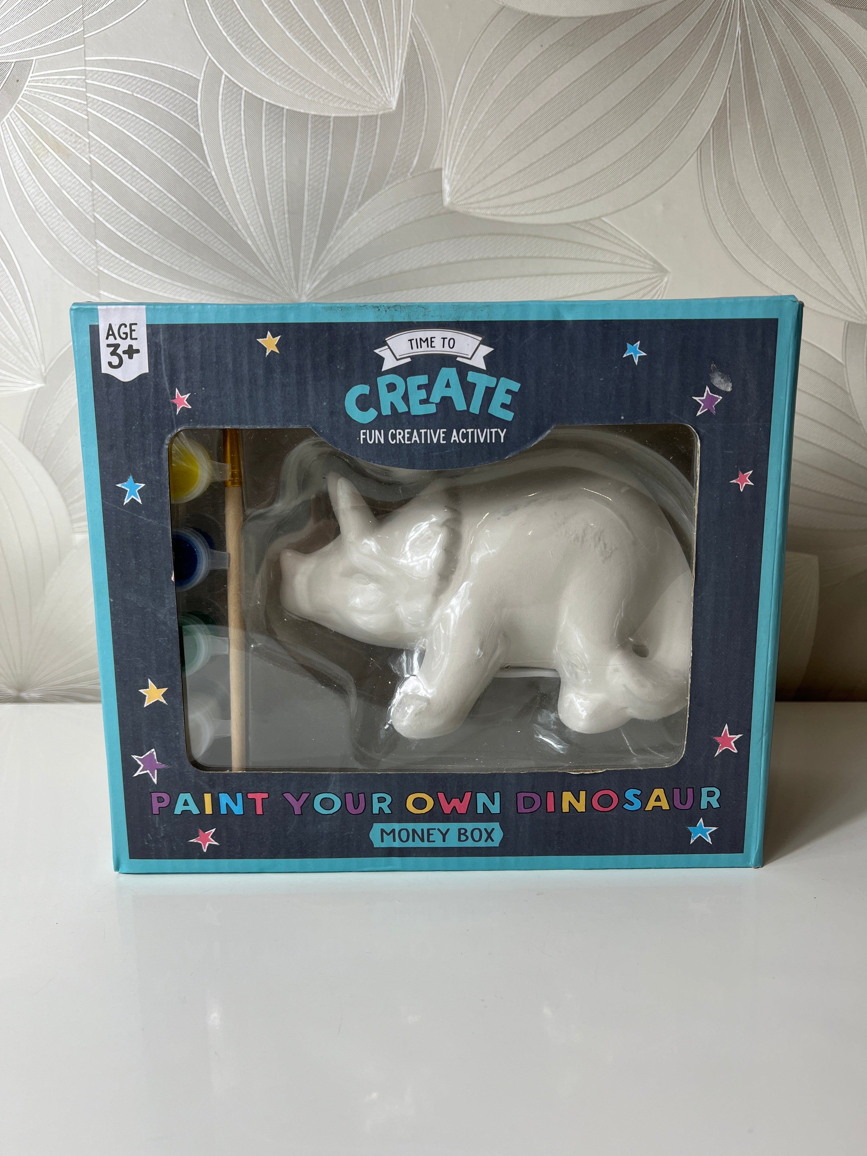 Kūrybinis rinkinys vaikams „Nutapyk savo dinozaurą – taupyklę“