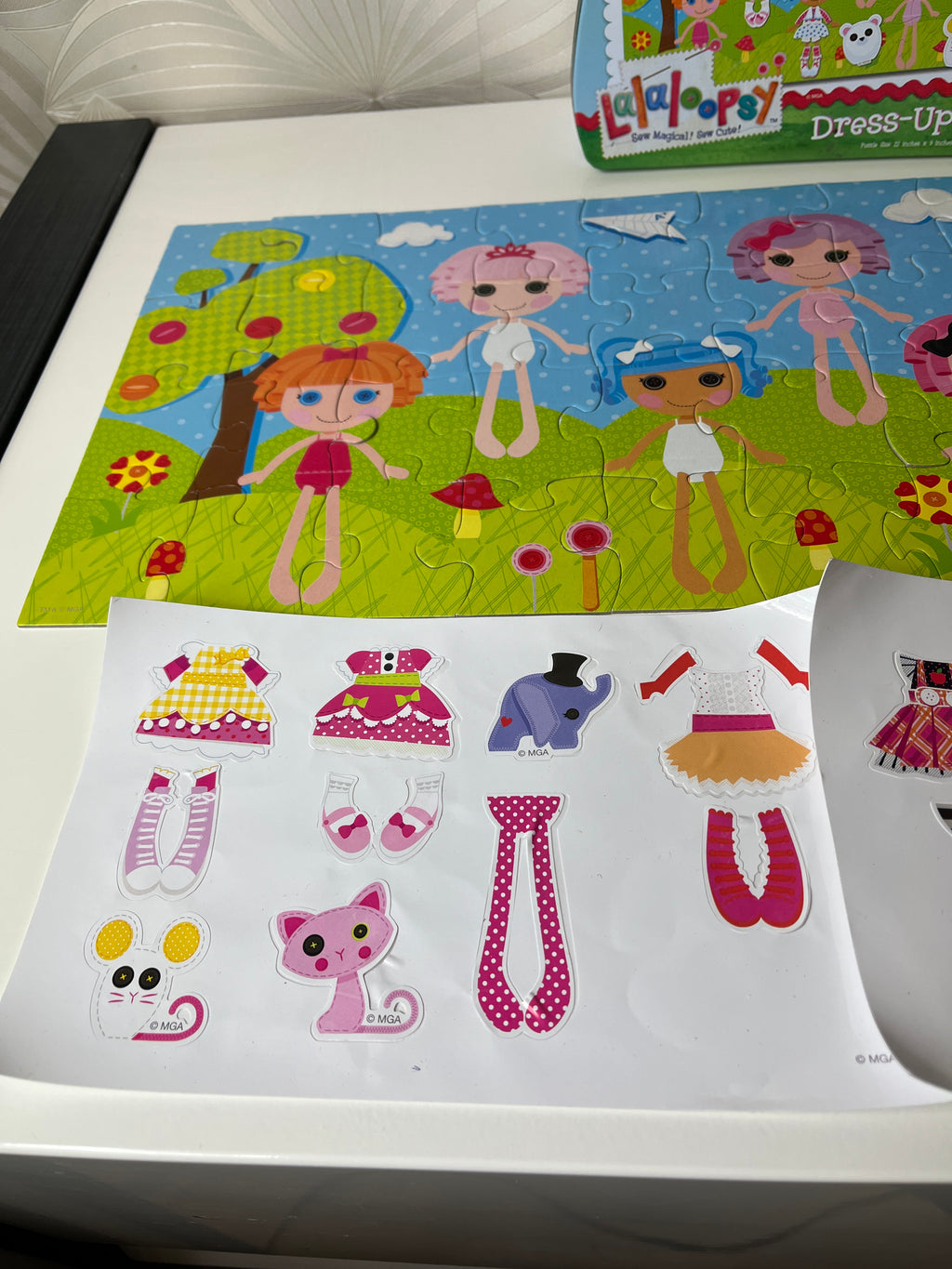 Vaikiška dėlionė – stalo žaidimas „Lalaloopsy Dress-Up Puzzle“
