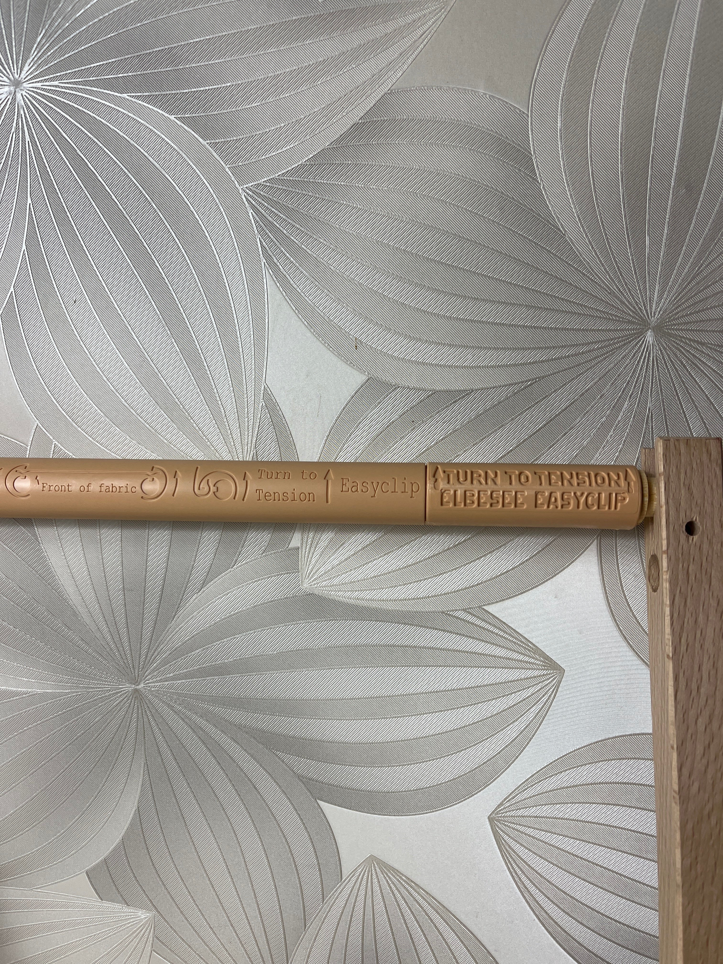 Rėmelis siuvinėjimui, rankdarbiams