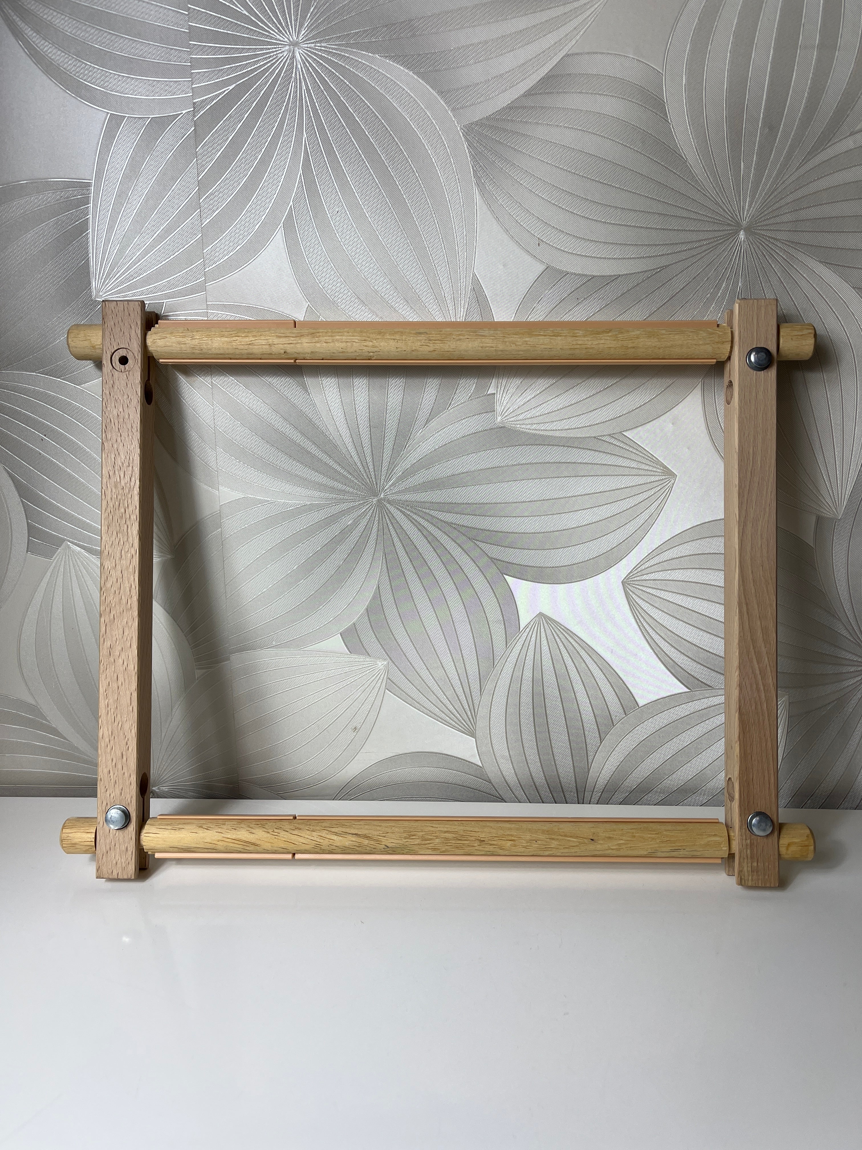 Rėmelis siuvinėjimui, rankdarbiams