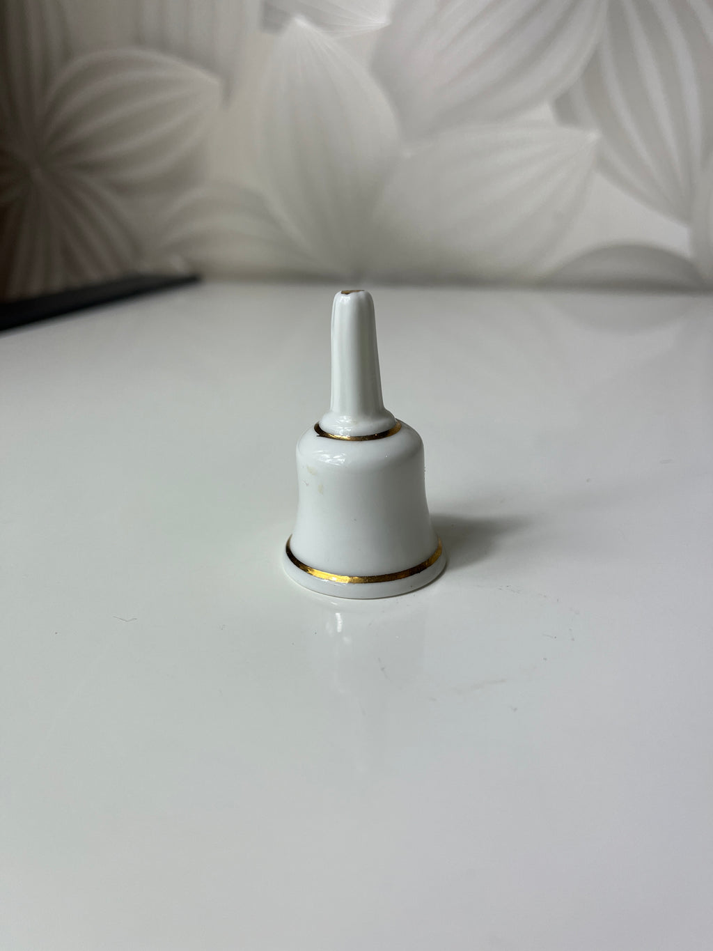 Nedidelis vintažinis varpelis