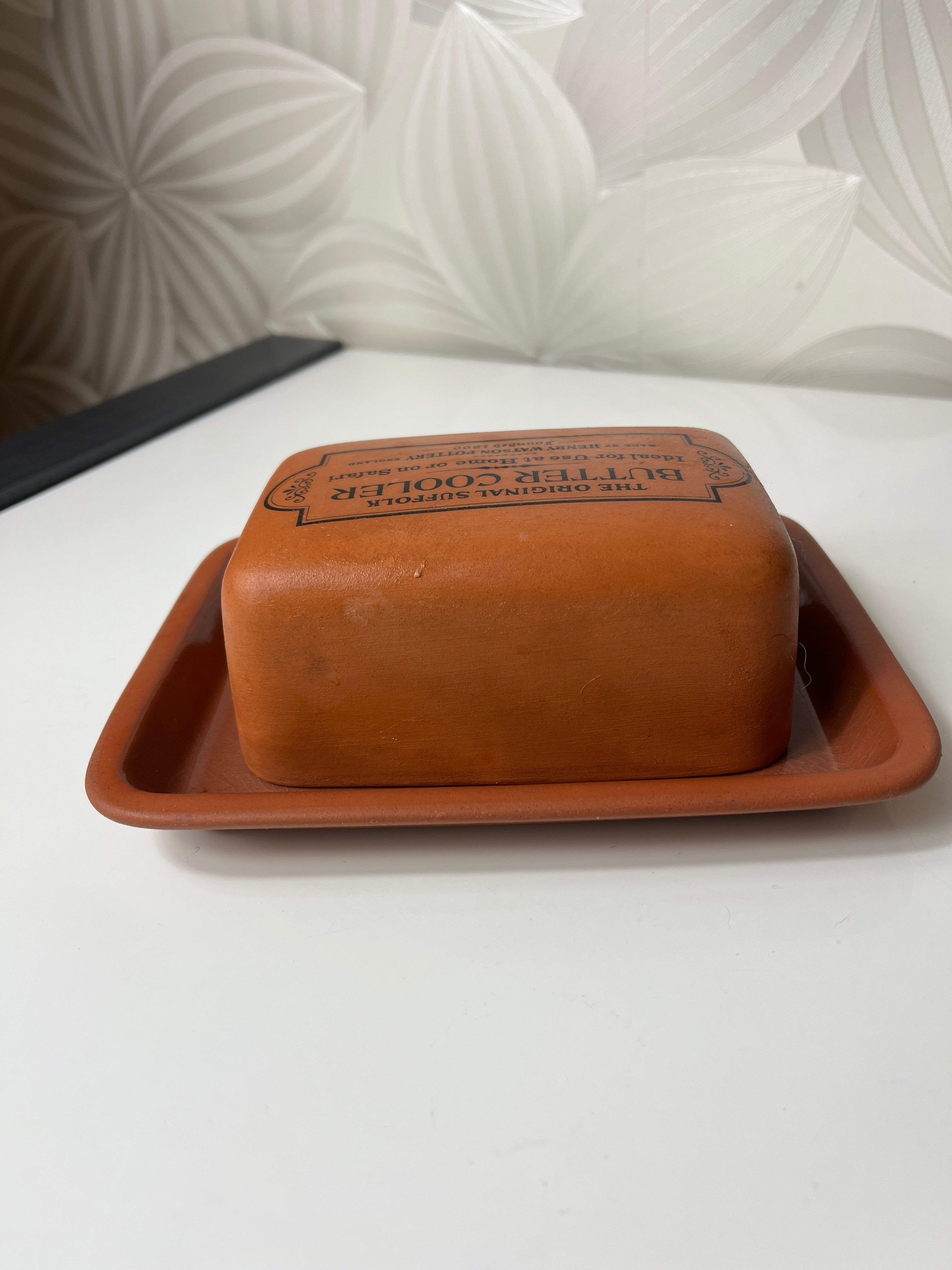 Rankų darbo sviestinė „The Original Suffolk Butter Cooler“