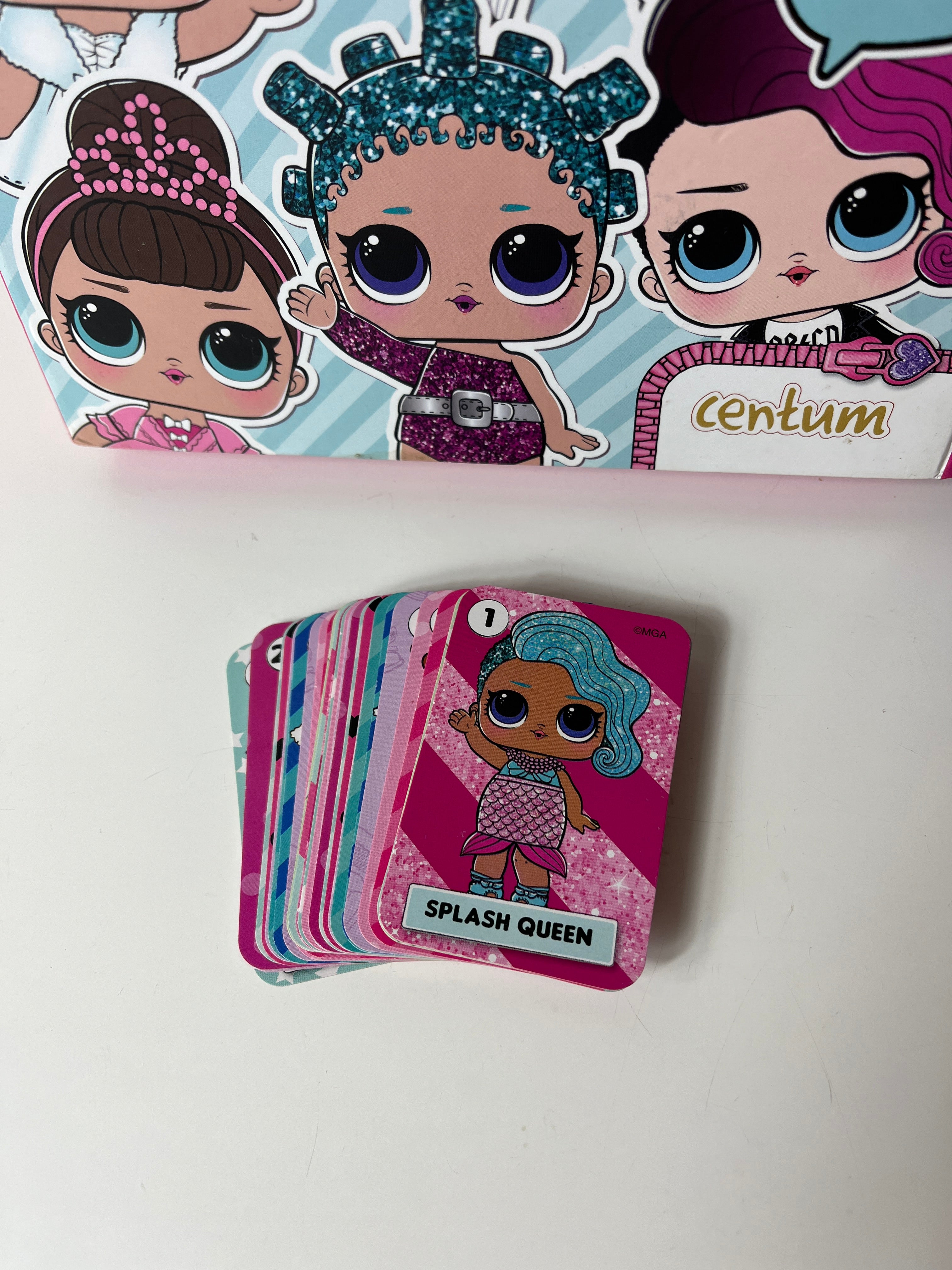 Stalo žaidimo L.O.L. Surprise rinkinys