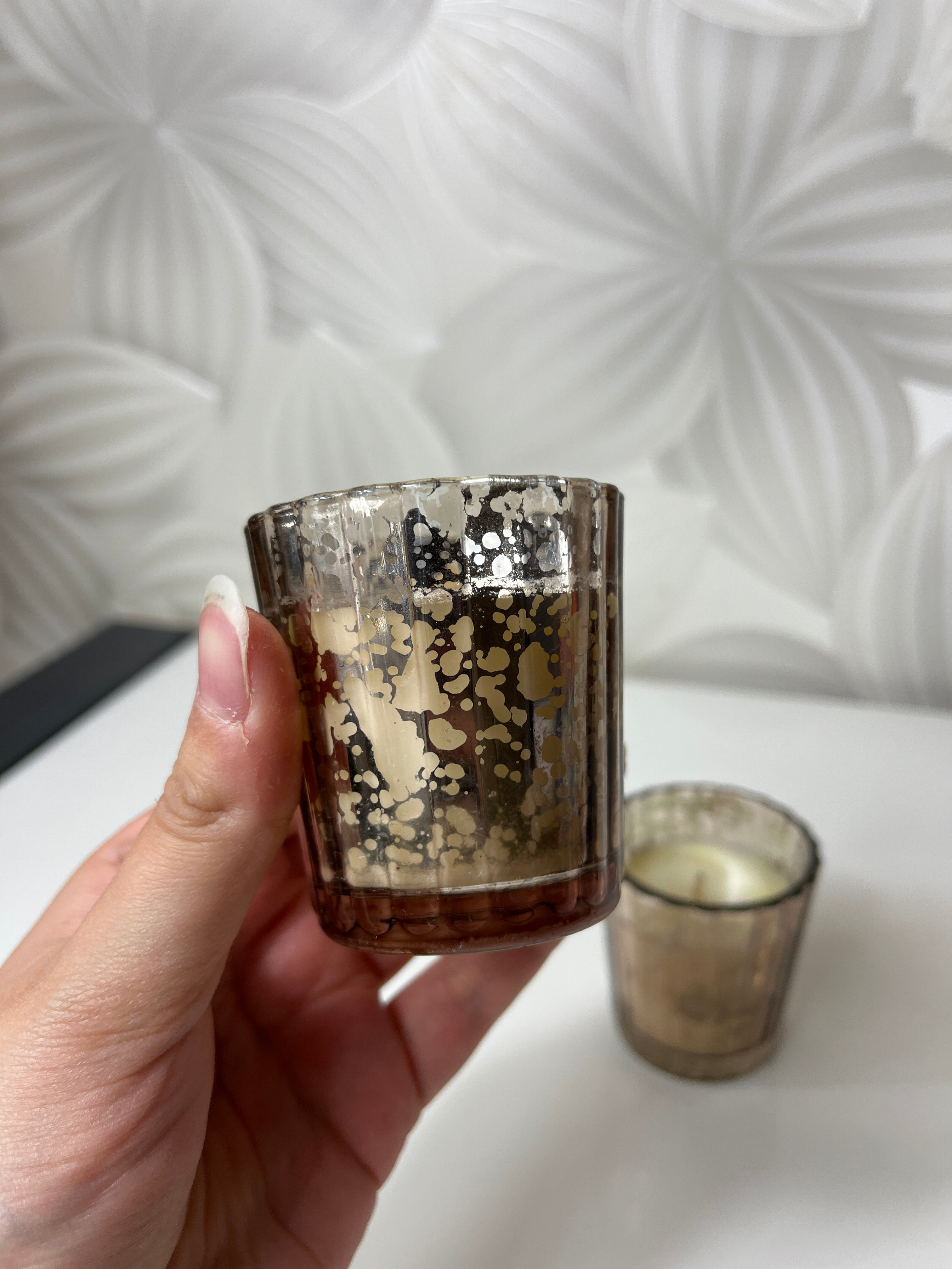 Dekoratyvinės žvakidės su žvakėmis (2 vnt.)