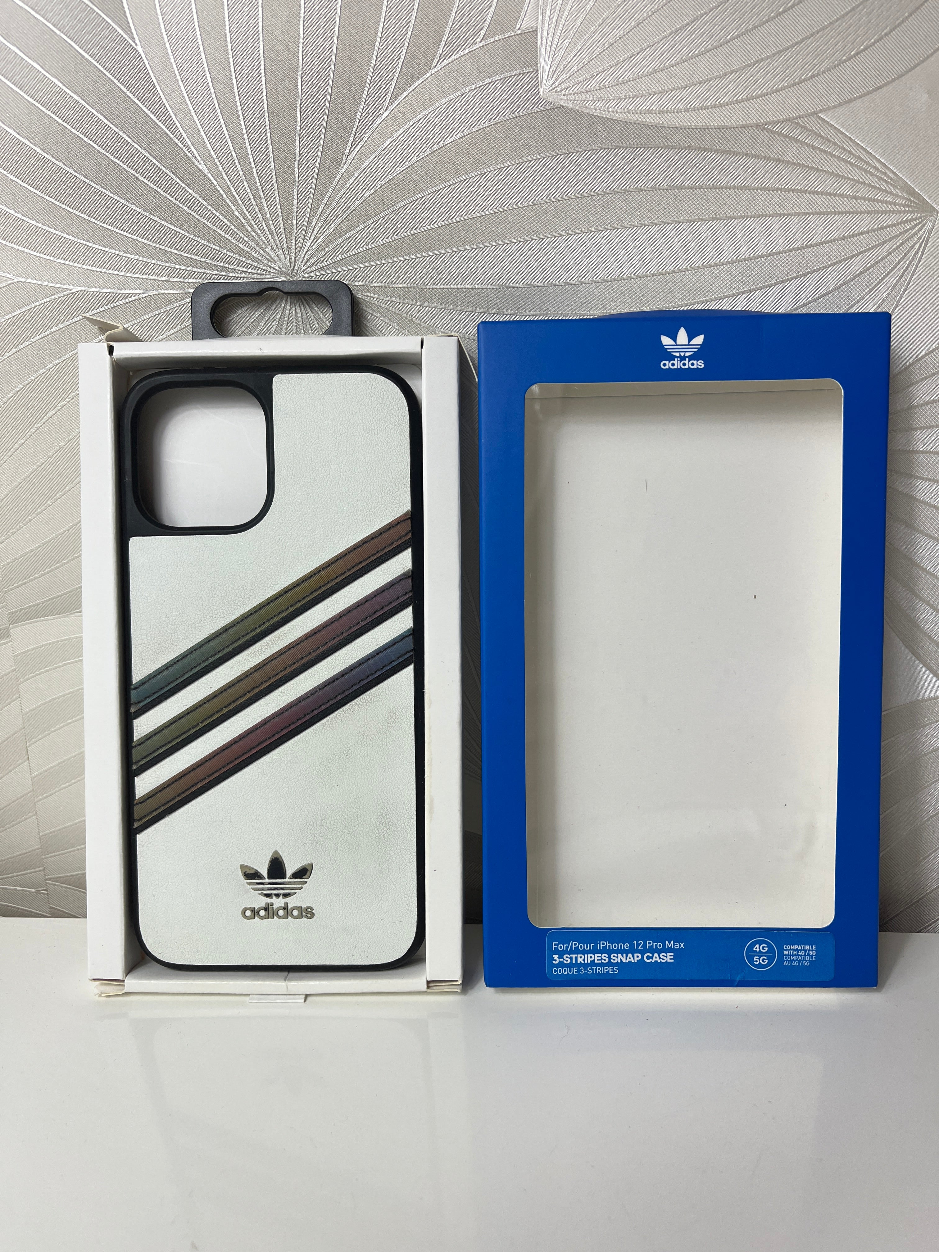 Telefono dėklas Adidas (iPhone 12 Pro Max)