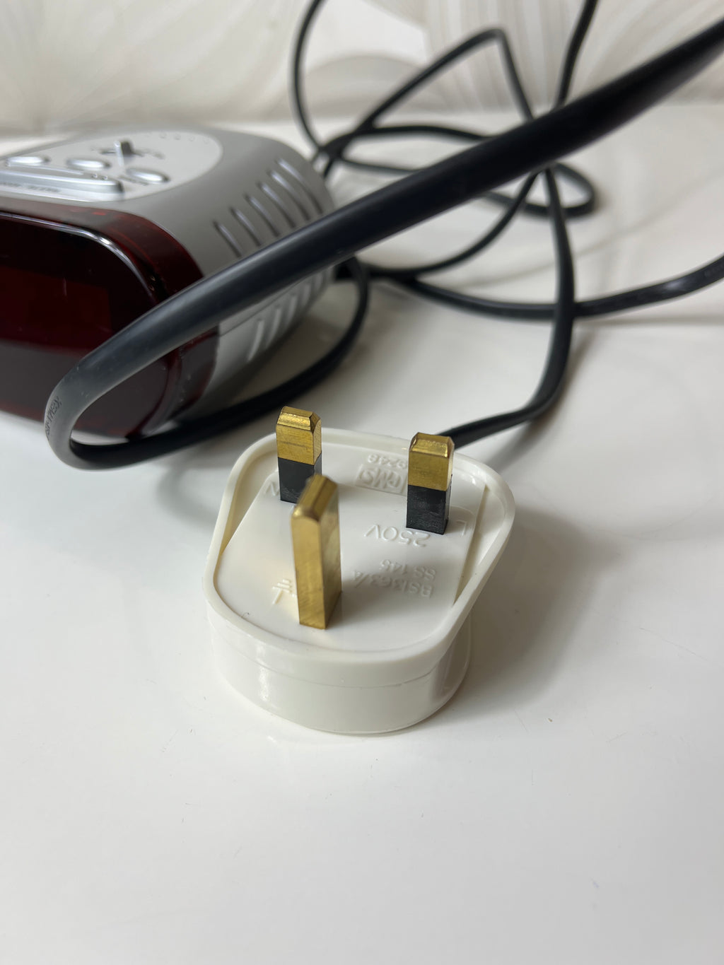 Skaitmeninis laikrodis ir žadintuvas viename