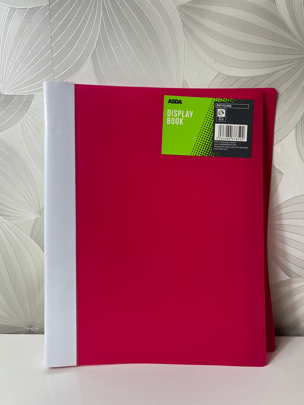 Rožinis segtuvas su įmautėmis dokumentams