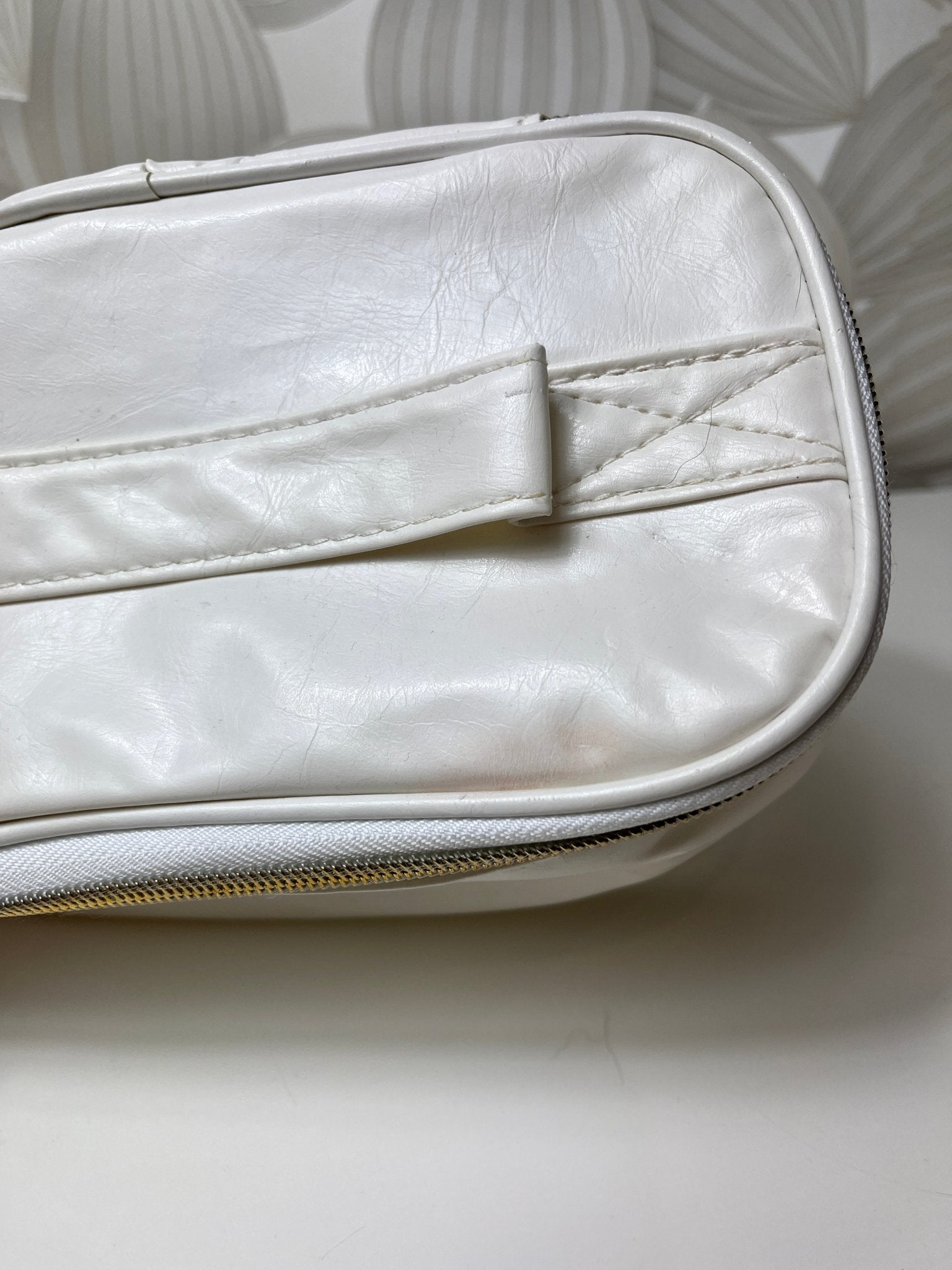 Balta kosmetinė - Daiktų atokvėpis