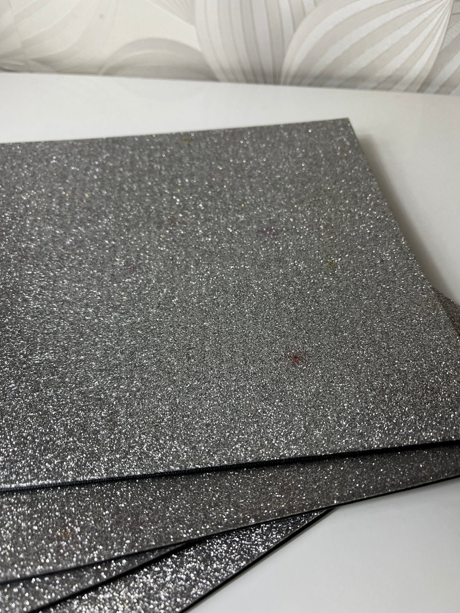 Blizgūs padėkliukai (4 vnt.) - Daiktų atokvėpis