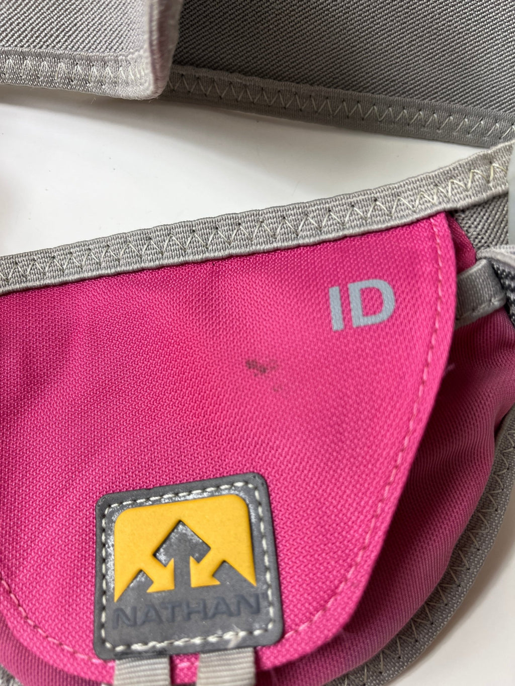 Diržas bėgimui su gertuvėmis „Nathan“ - Daiktų atokvėpis