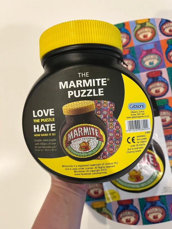 Dvipusė dėlionė (500 dalių) „Marmite“ - Daiktų atokvėpis