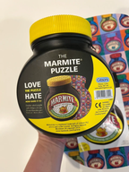 Dvipusė dėlionė (500 dalių) „Marmite“ - Daiktų atokvėpis