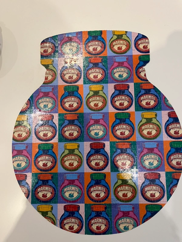 Dvipusė dėlionė (500 dalių) „Marmite“ - Daiktų atokvėpis