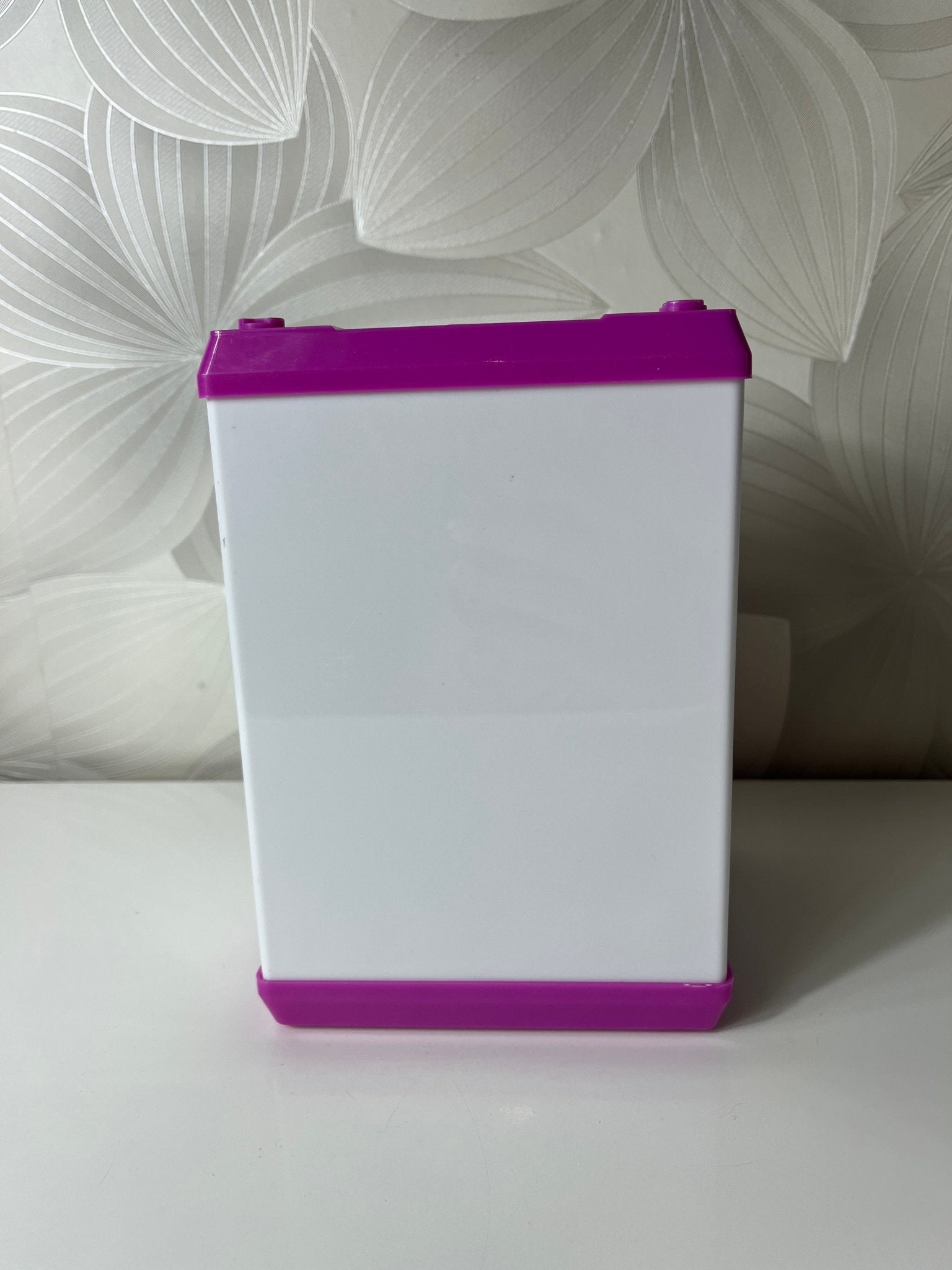 Elektroninė seifo formos taupyklė - Daiktų atokvėpis