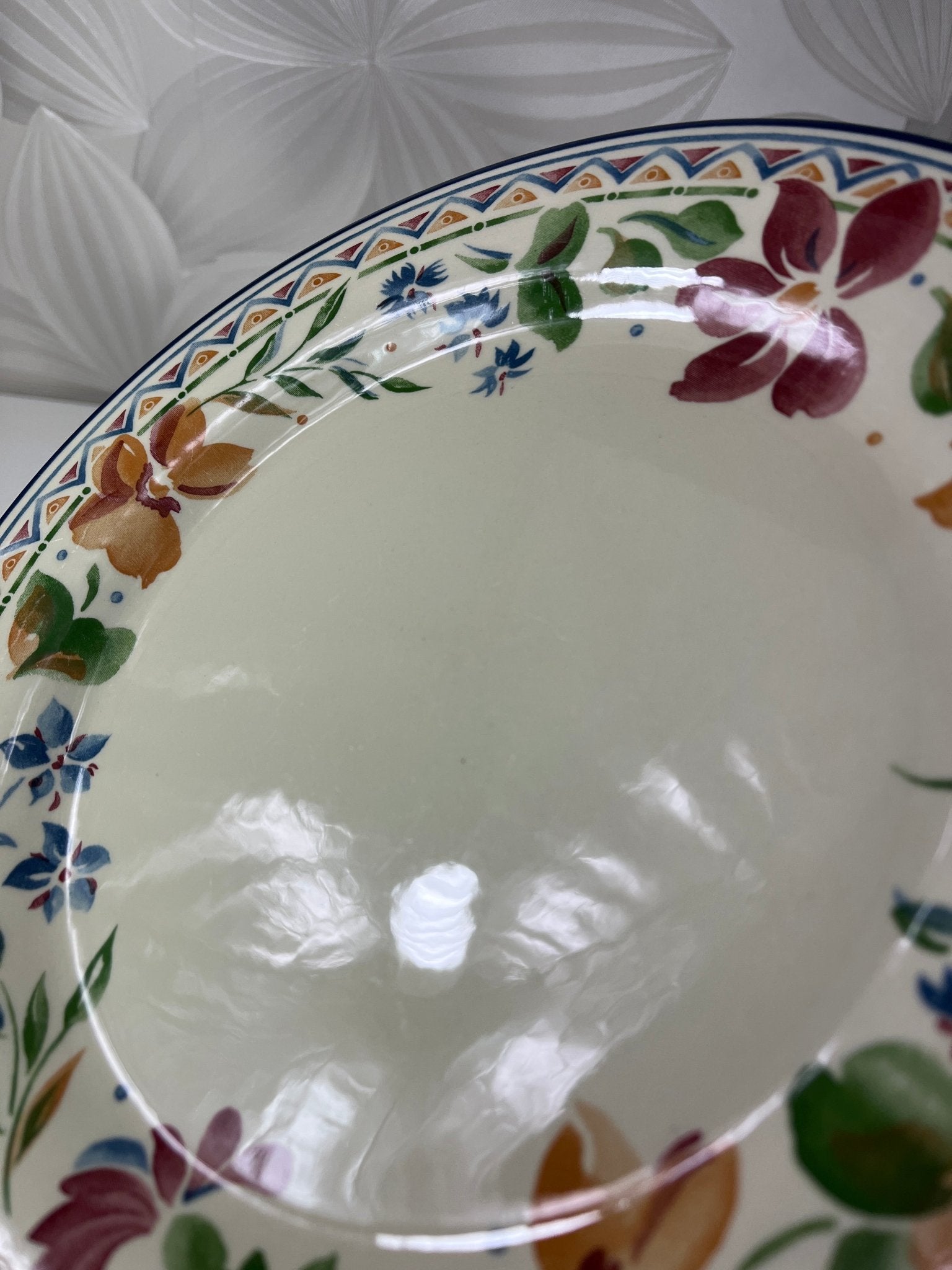 Gėlėta „Staffordshire“ lėkštė - Daiktų atokvėpis