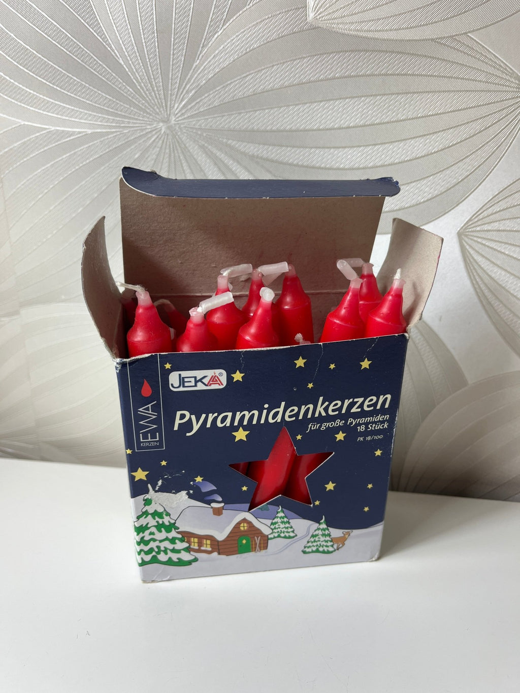 Kalėdinių piramidinių žvakių rinkinys (15 vnt.) - Daiktų atokvėpis
