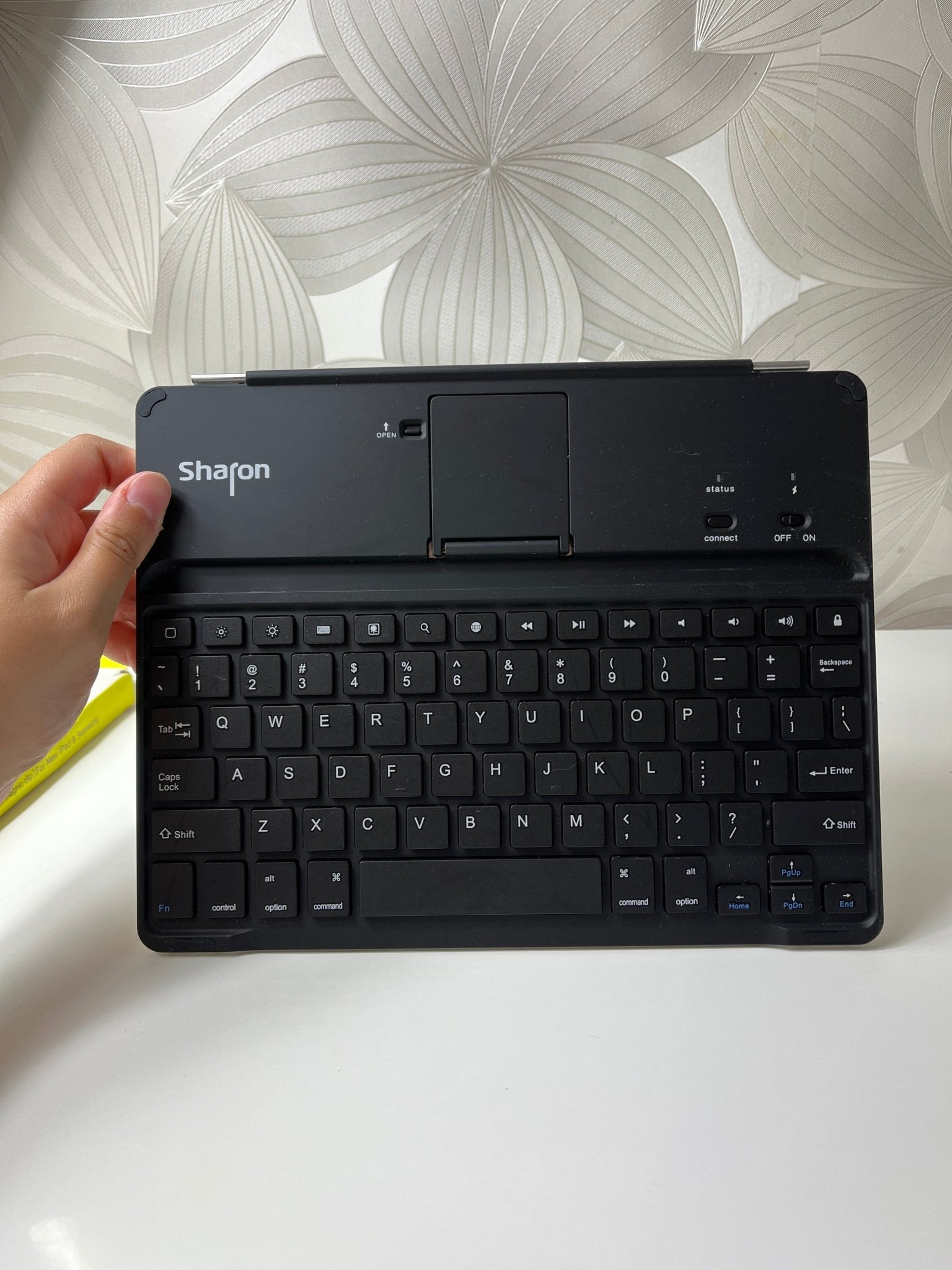 Klaviatūra planšetei „Sharon“ su planšetės laikikliu - Daiktų atokvėpis