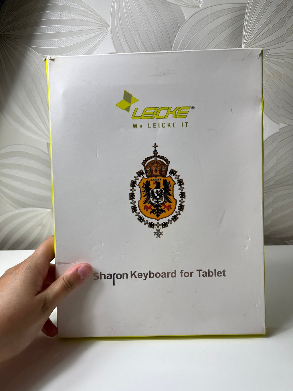 Klaviatūra planšetei „Sharon“ su planšetės laikikliu - Daiktų atokvėpis