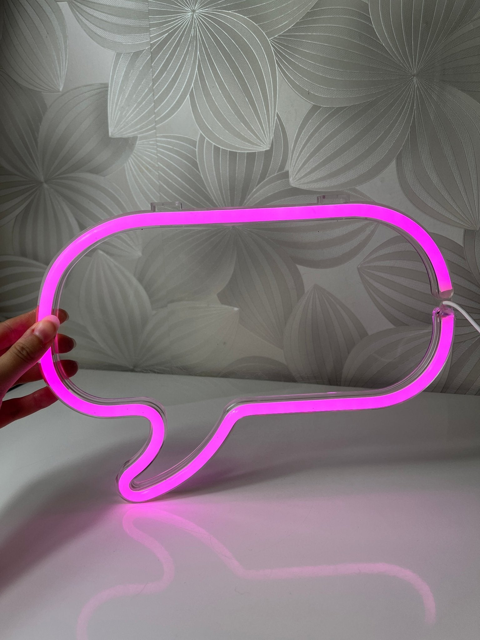 LED šviesos dekoracija „Chat Bubble“ - Daiktų atokvėpis