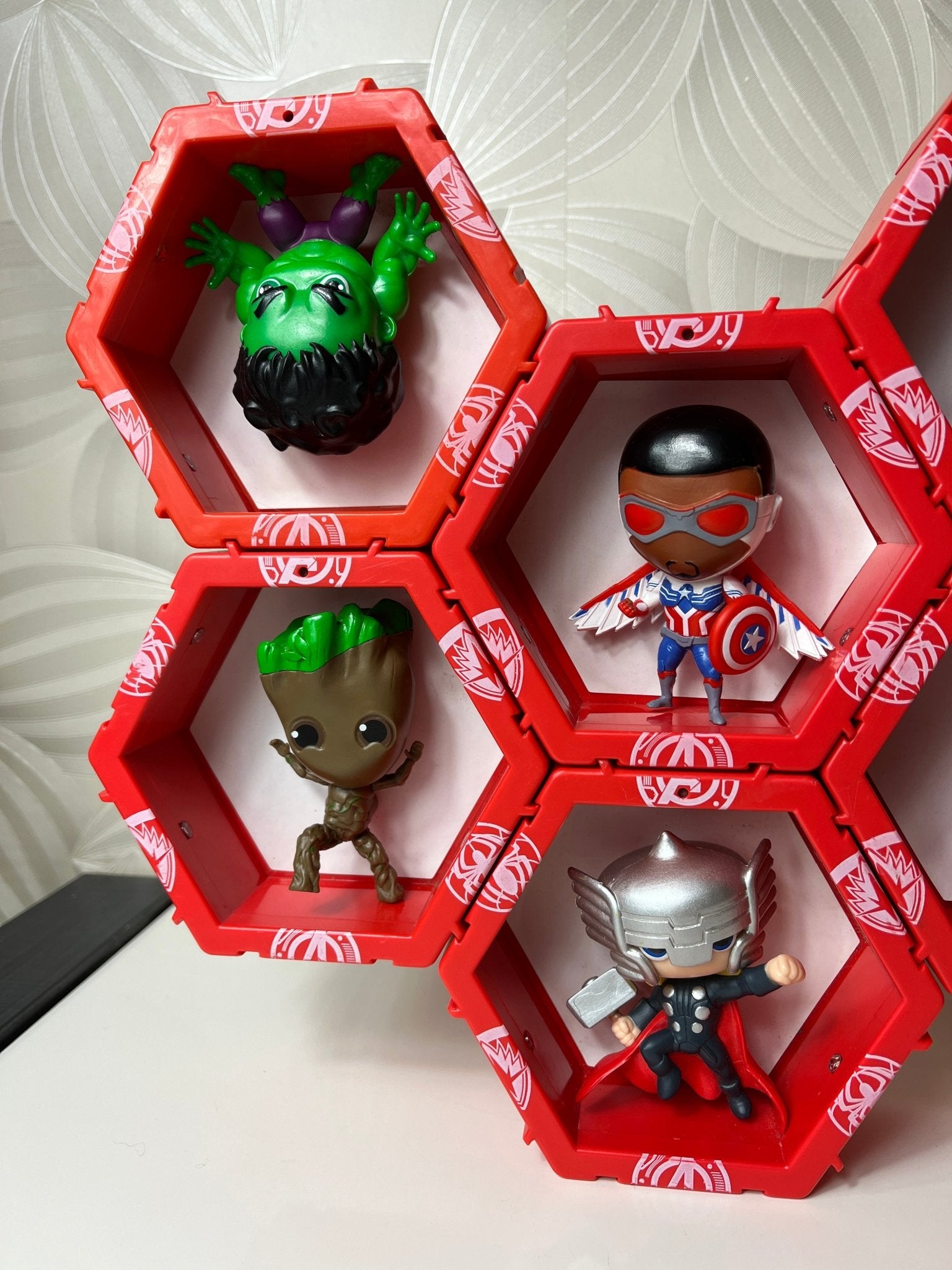 „Marvel“ šviečiančios figūrėlės - Daiktų atokvėpis